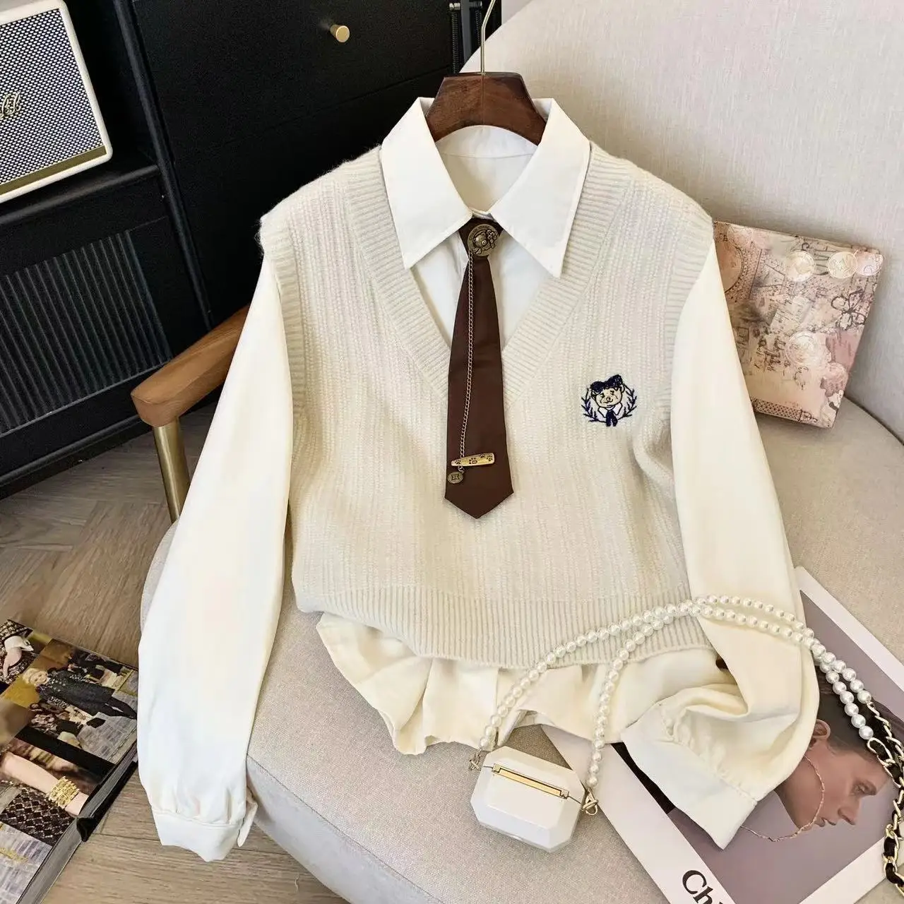 Autumn Winter Preppy Style Two-piece Suit Embroidered Sweater Vest Femme Sweet Buttons Long Sleeve Turn-down Collar Women Shirts