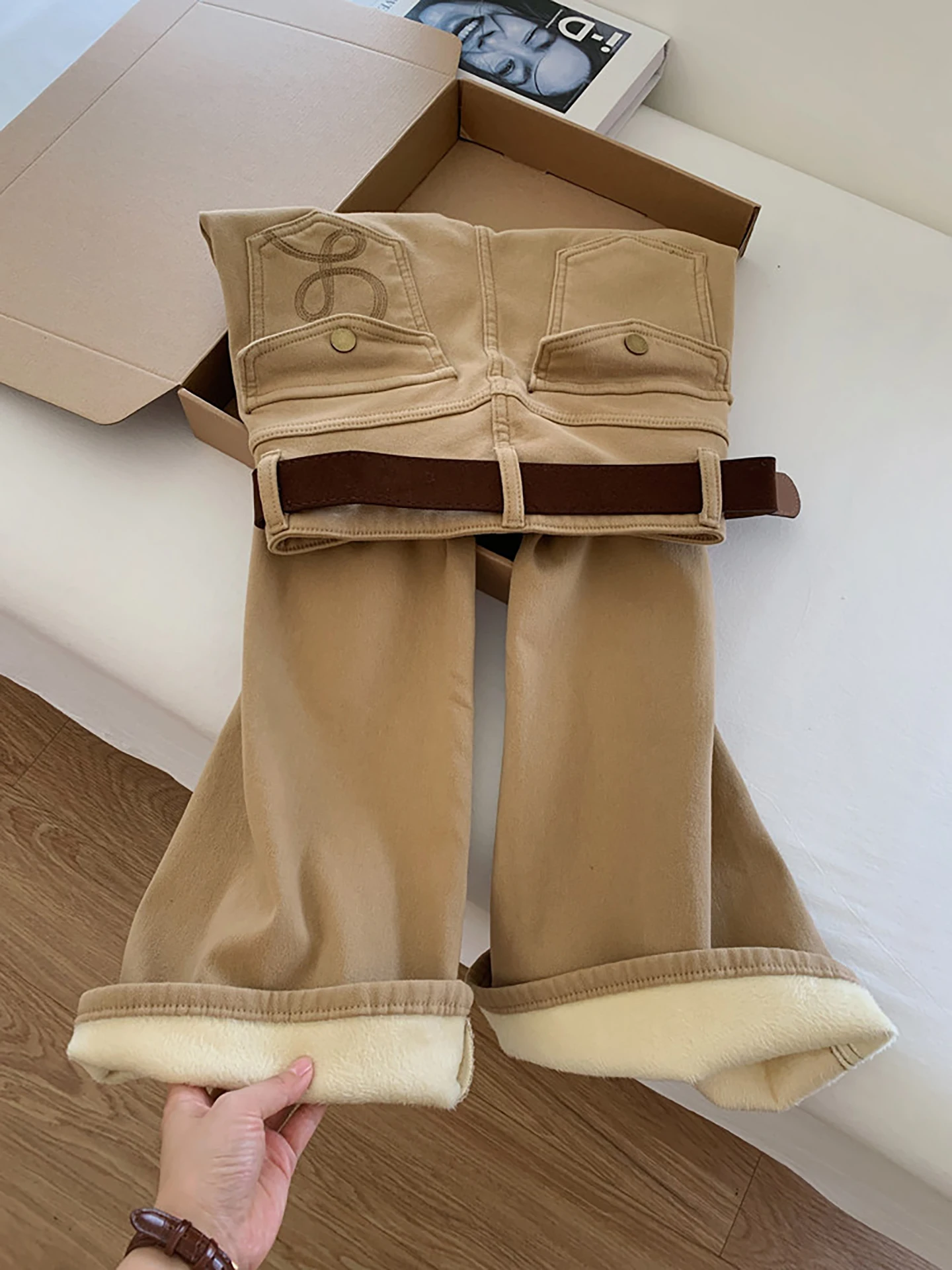 

Ретро-джинсы цвета хаки с вышивкой, широкие штанины, женские, осенне-зимние, с высокой талией, стройнящие, теплые, драпирующиеся, прямые джинсы