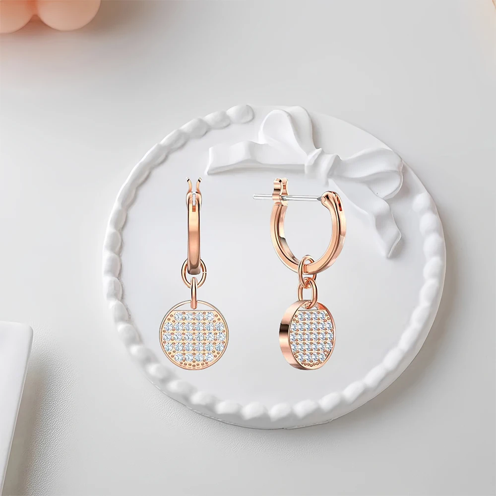

2025 Hot Selling Brand Women's Earrings Fashionable, Simple, Luxurious Jewelry Suitable for Gifting To Friends