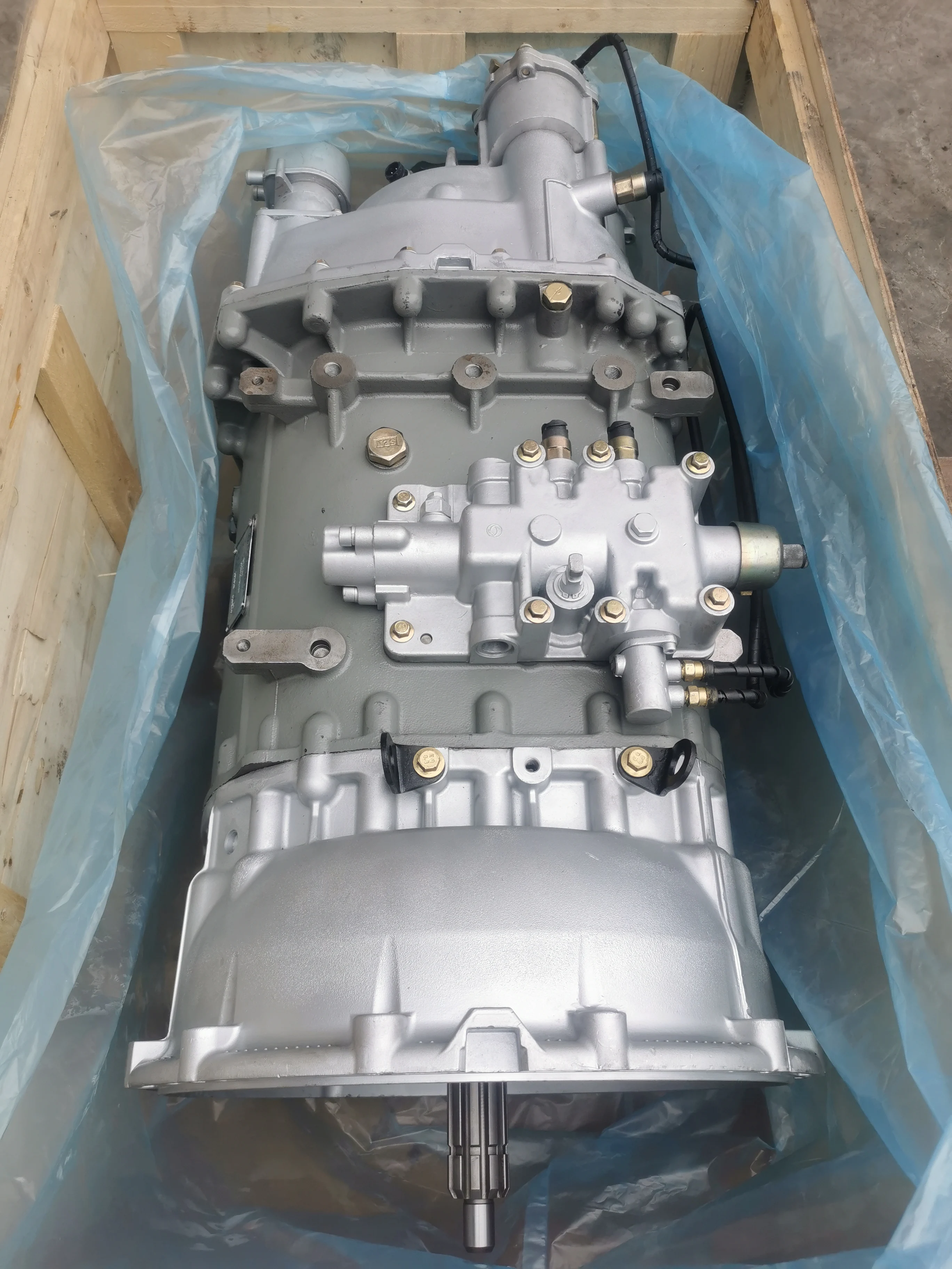 Truck Gearbox Assembly 1700010-90407 Other Transmission Gearbox Accessories