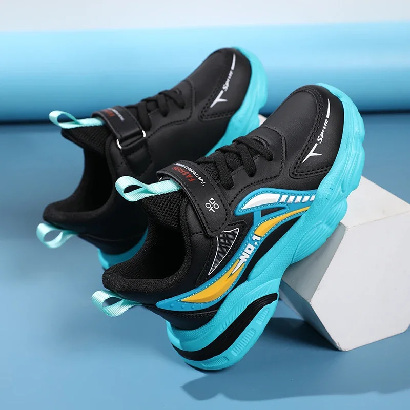 Scarpe da tennis per sport all'aria aperta originali leggere alla moda per bambini Scarpe da ginnastica per bambini Scarpe da corsa antiscivolo traspiranti in mesh