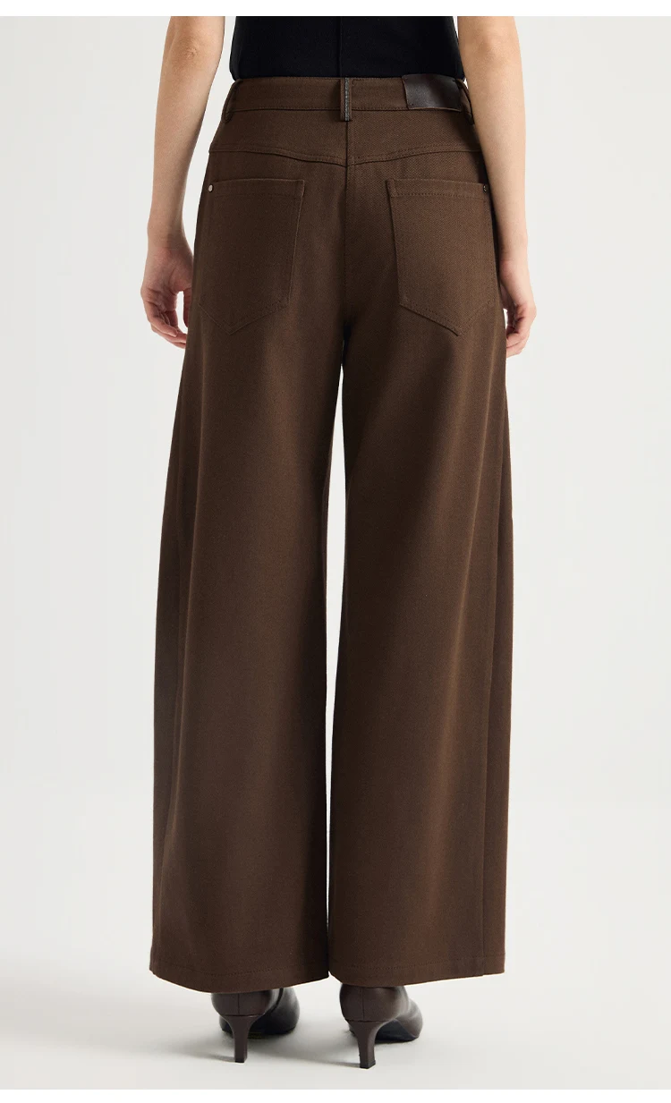 KL7624028 Damen Baumwollmischung High-Waist Weite Hose mit 5 Taschen, Ledergürtel und geradem Schnitt – Dezenter Luxus für den Frühherbst – Detail 8