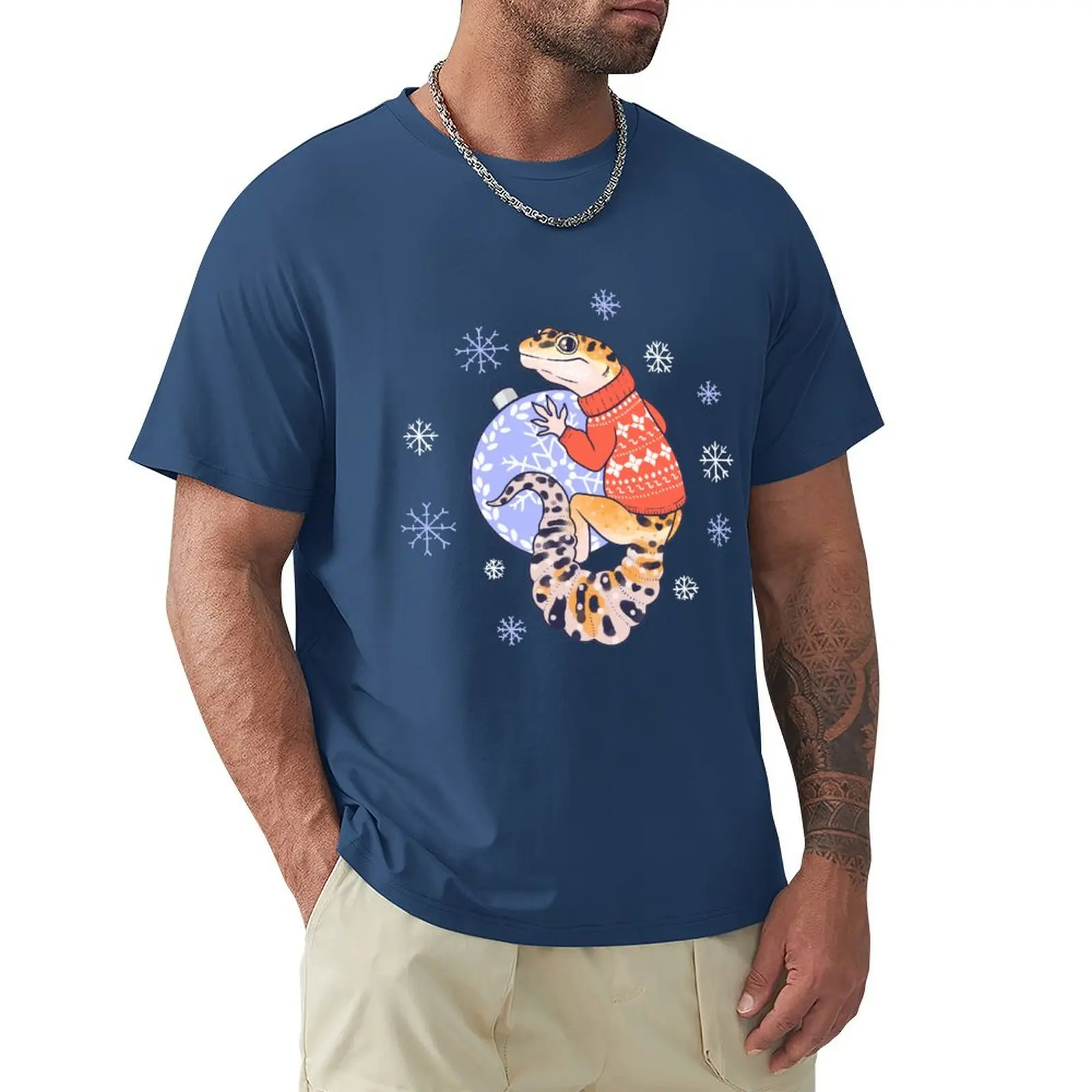 

Leopard Gecko in a sweater T-shirt customs plain sweat designer t shirt men