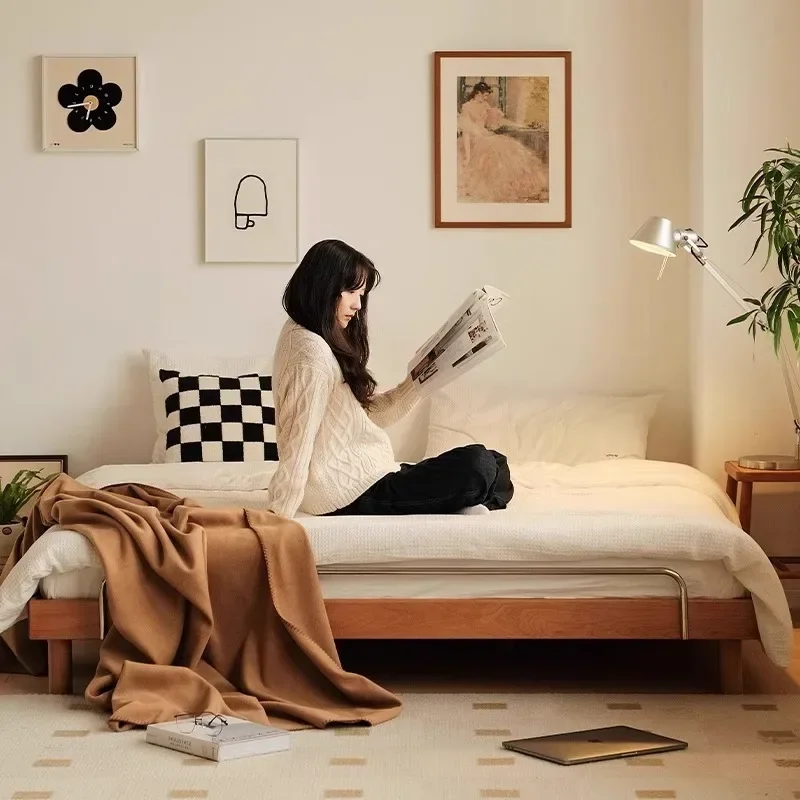 

Solid wood bed household small apartment bedroom 1.5 meters skeleton double short bed