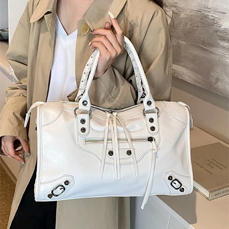 2025 Luxury Design Women Brand Premium PU Leather Large Capacity Tote Bag New Fashion Rivet Casual Handbag Trendy Crossbody Bag