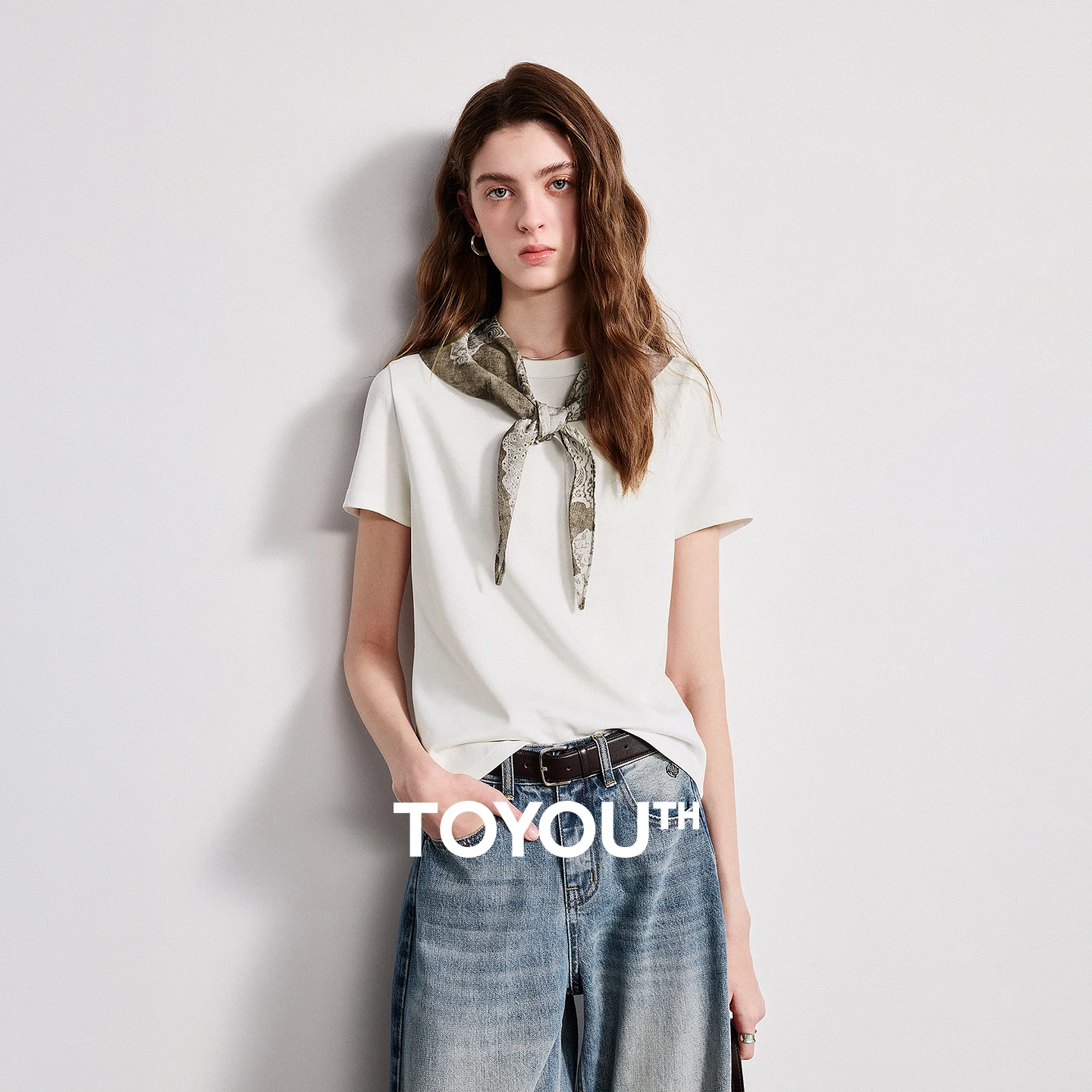 

Женская хлопковая футболка TOYOUTH с коротким рукавом, весна 2026, новая, с круглым вырезом, облегающая, с шарфом в комплекте, утягивающий топ