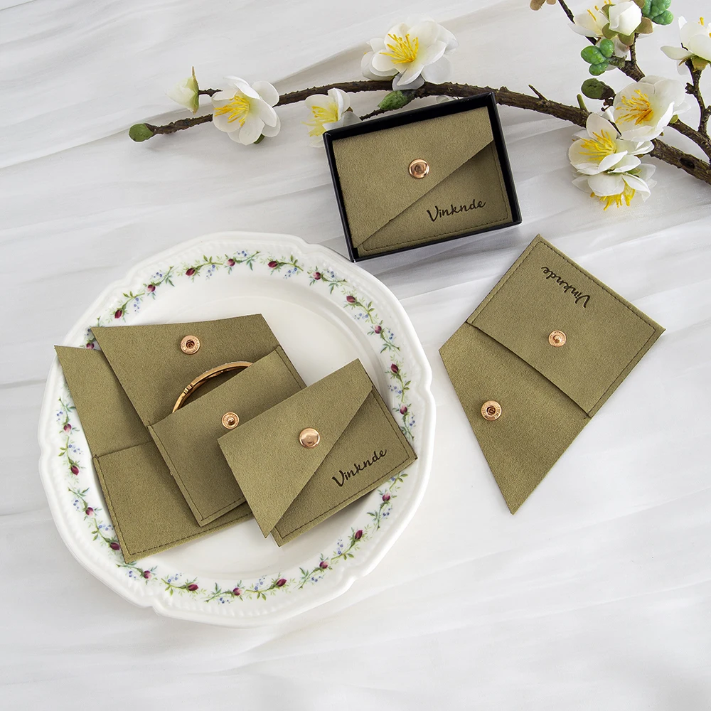 

Custom Logo Green Velvet Microfiber Jewelry Pouch Luxury Envelope Suede Snap Gift Bags for Earrings Rings Necklace Bracelet Bulk