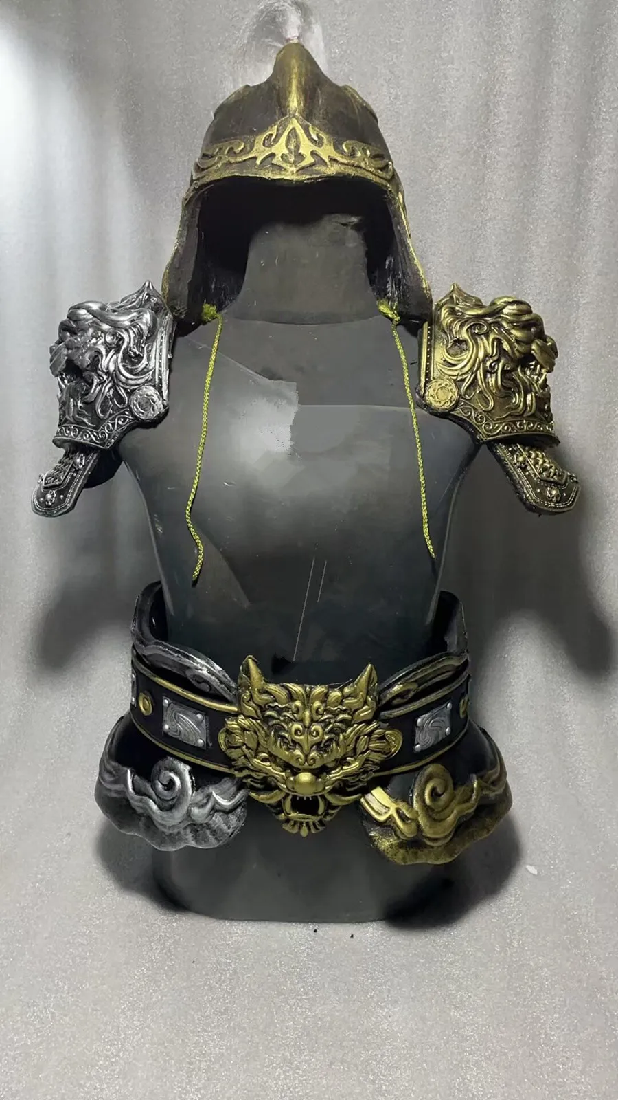 PU Foam Vintage Shoulder Armor Accessories Warrior Knight General Soldier Clothing Ornament Carnival Supplies Retro Photography