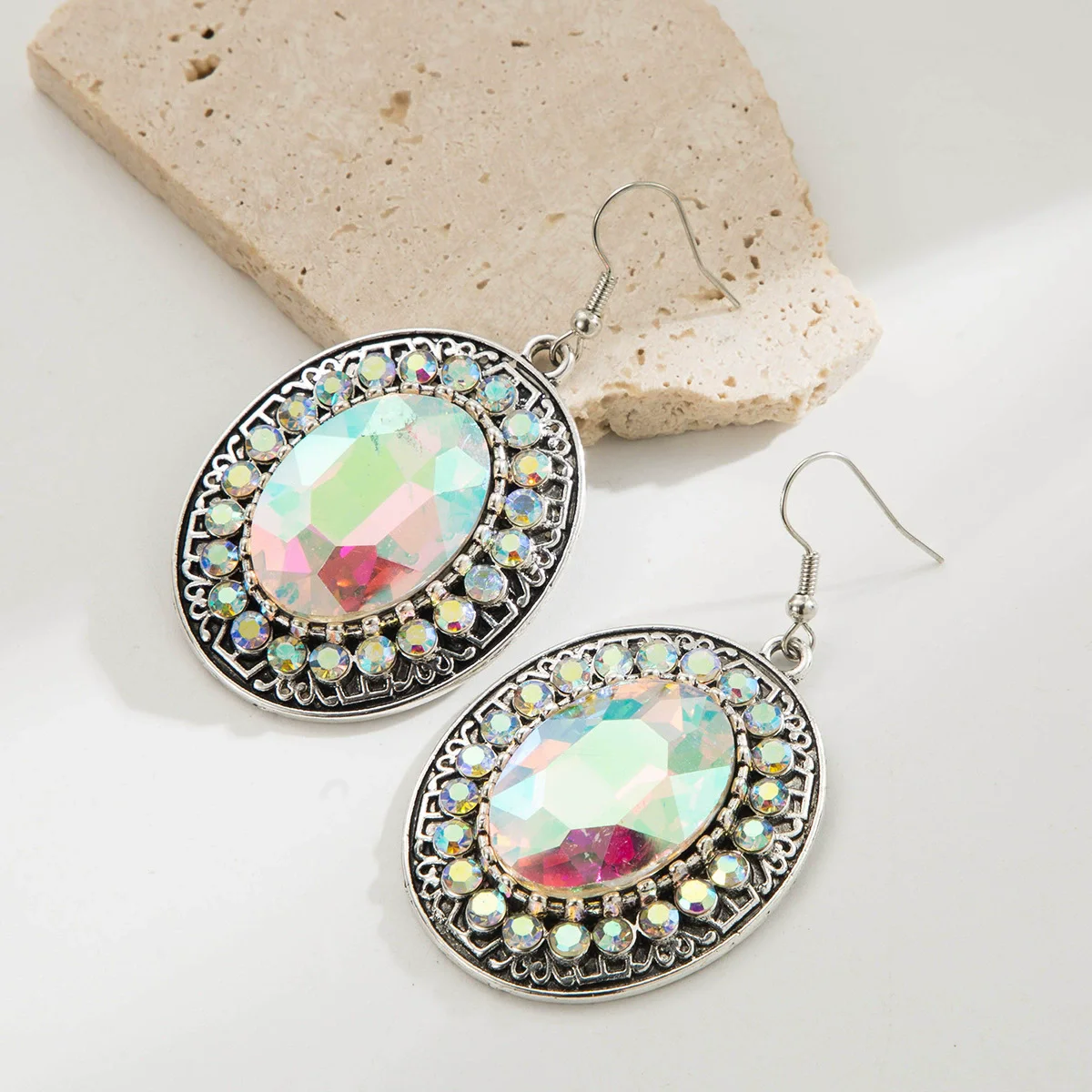 Geometric Oval Gree… - image