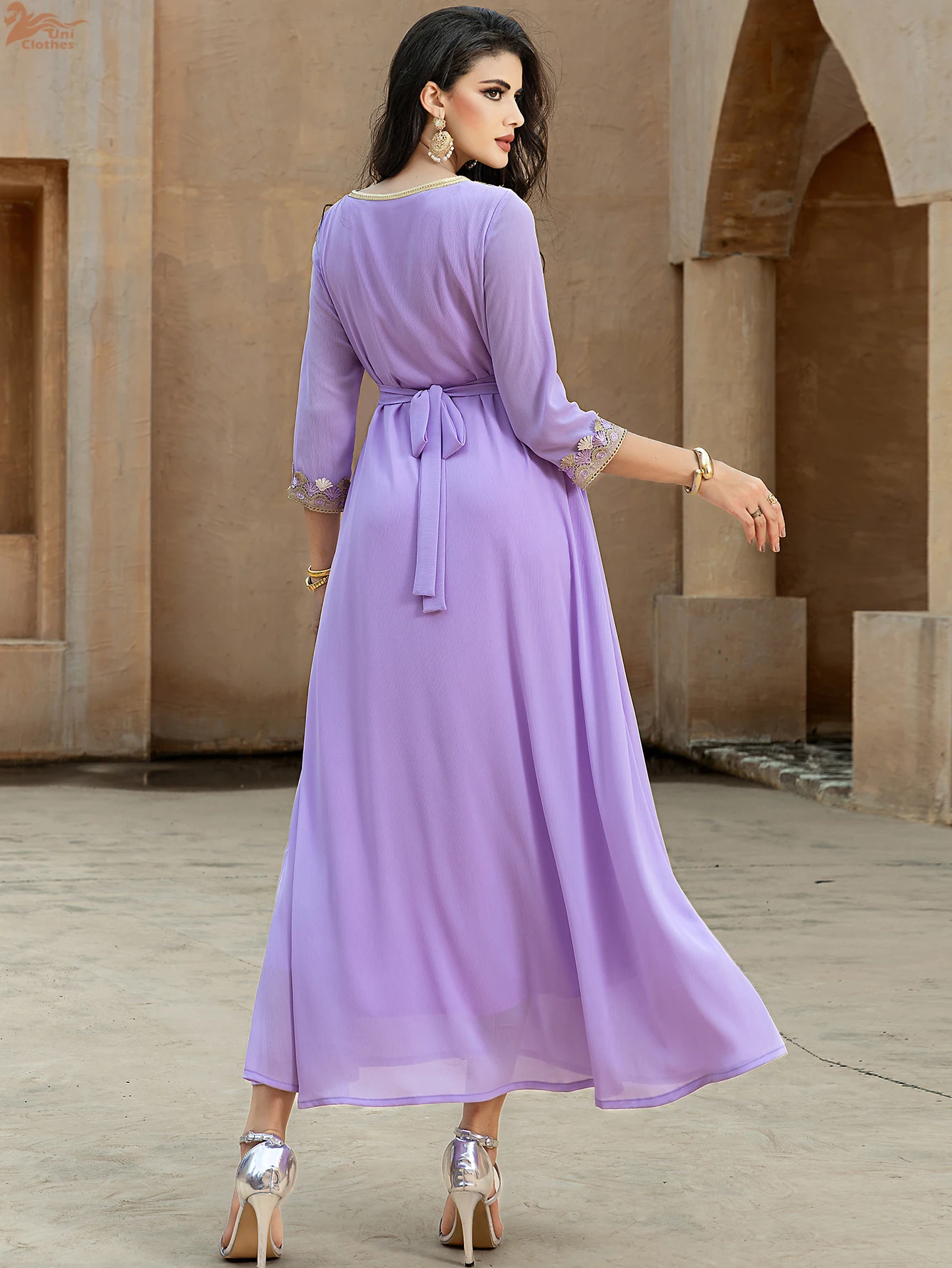 유니 라마단 두바이 레이스 테이프 아바야 무슬림 자카드 카프탄 벨트 포함 모로코 V넥 무슬림 우아한 여성 이브닝 드레스