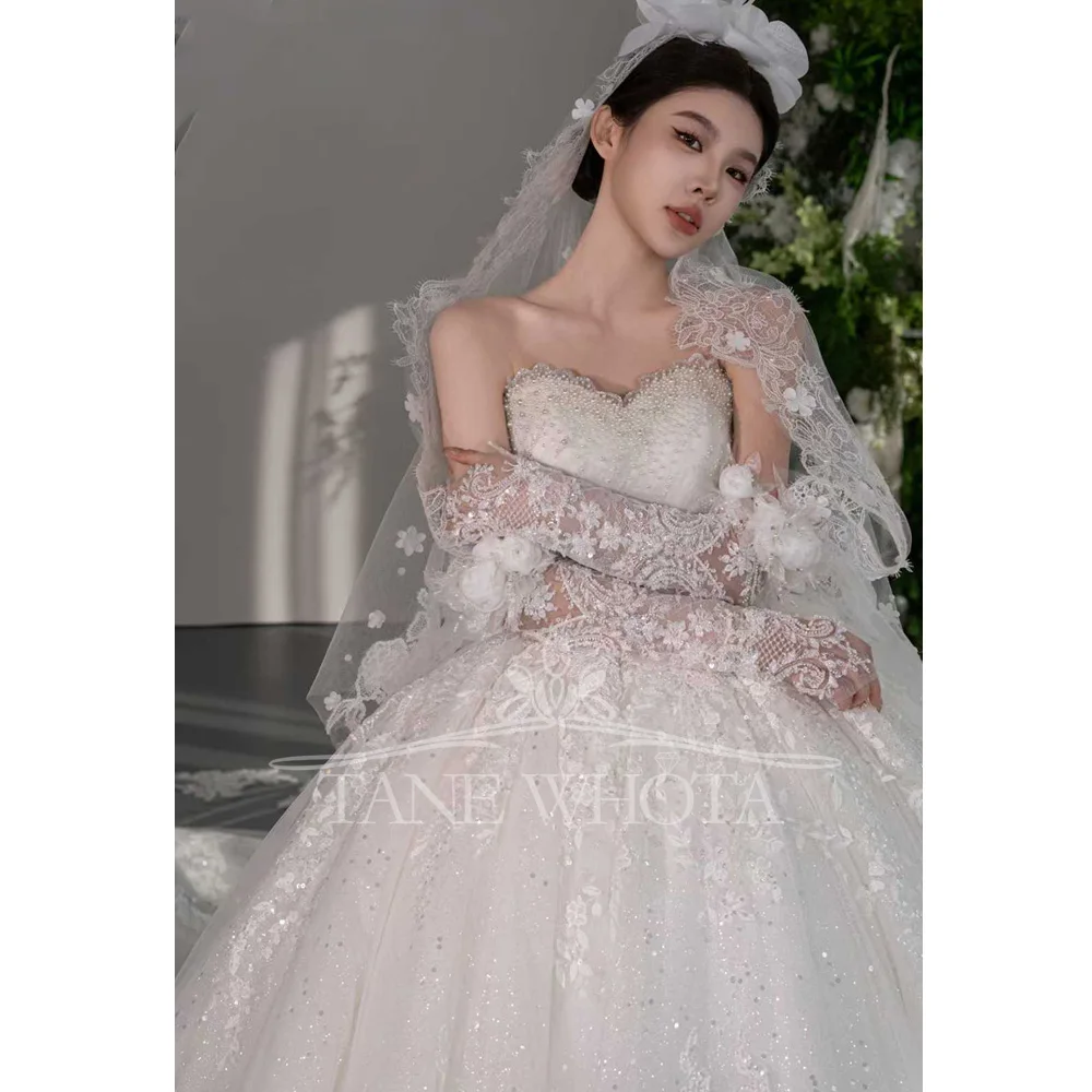 럭셔리 스위트하트 비즈 장식 스팽글 볼 가운 웨딩 드레스 맞춤형 우아한 화이트 신부 드레스