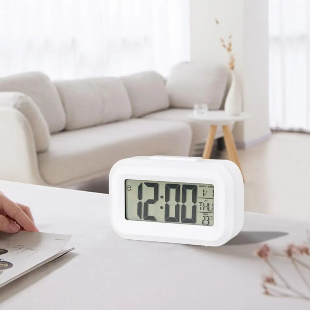 User-friendly Alarm Clock Digital Travel Alarm Clock with Easy-to-read Display Snooze Function 12/24-hour Format for Home