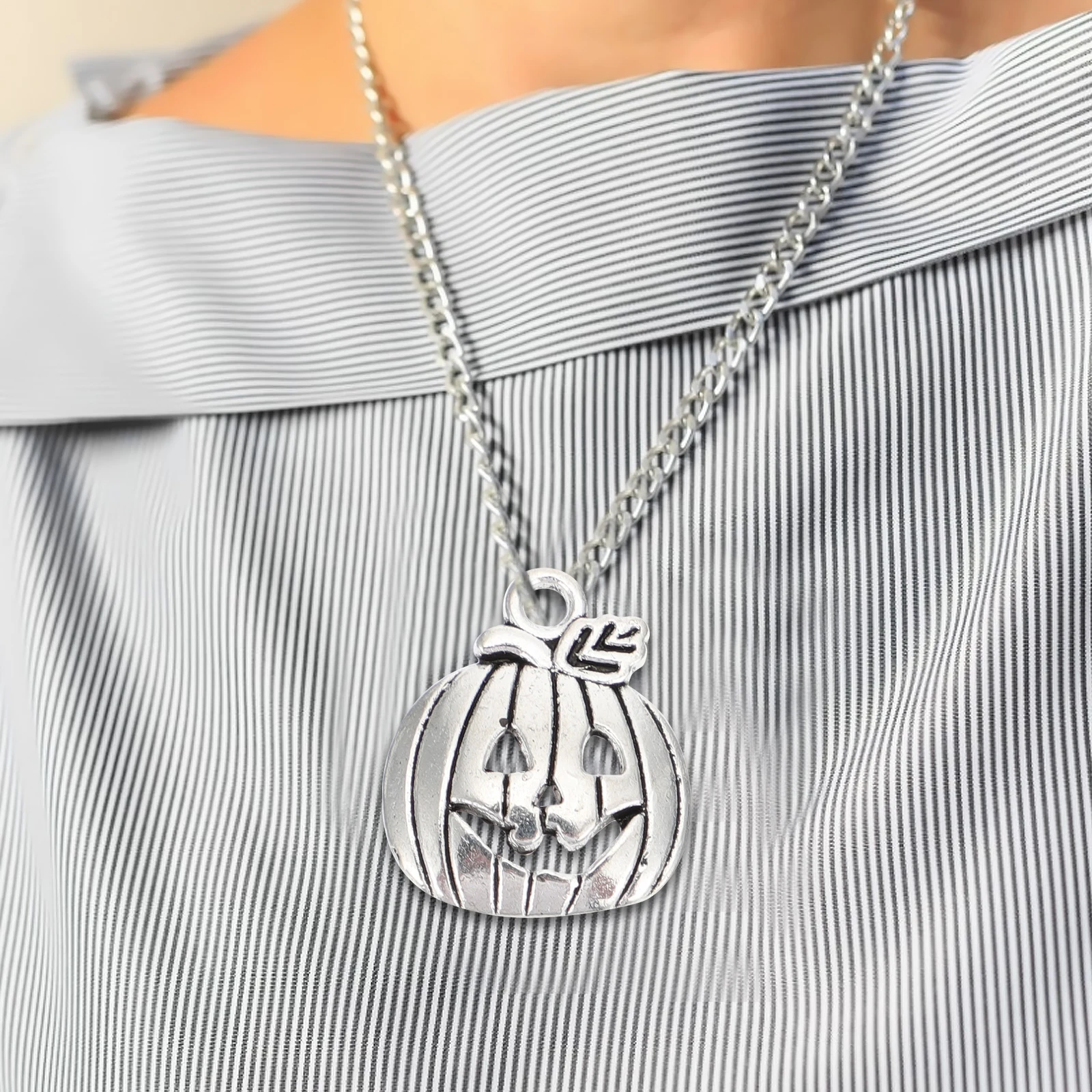 

100pcs Pumpkin Pendant Alloy Jewelry Making Halloween Charms Crafting Accessories DIY Materials Smooth Unique Gifts