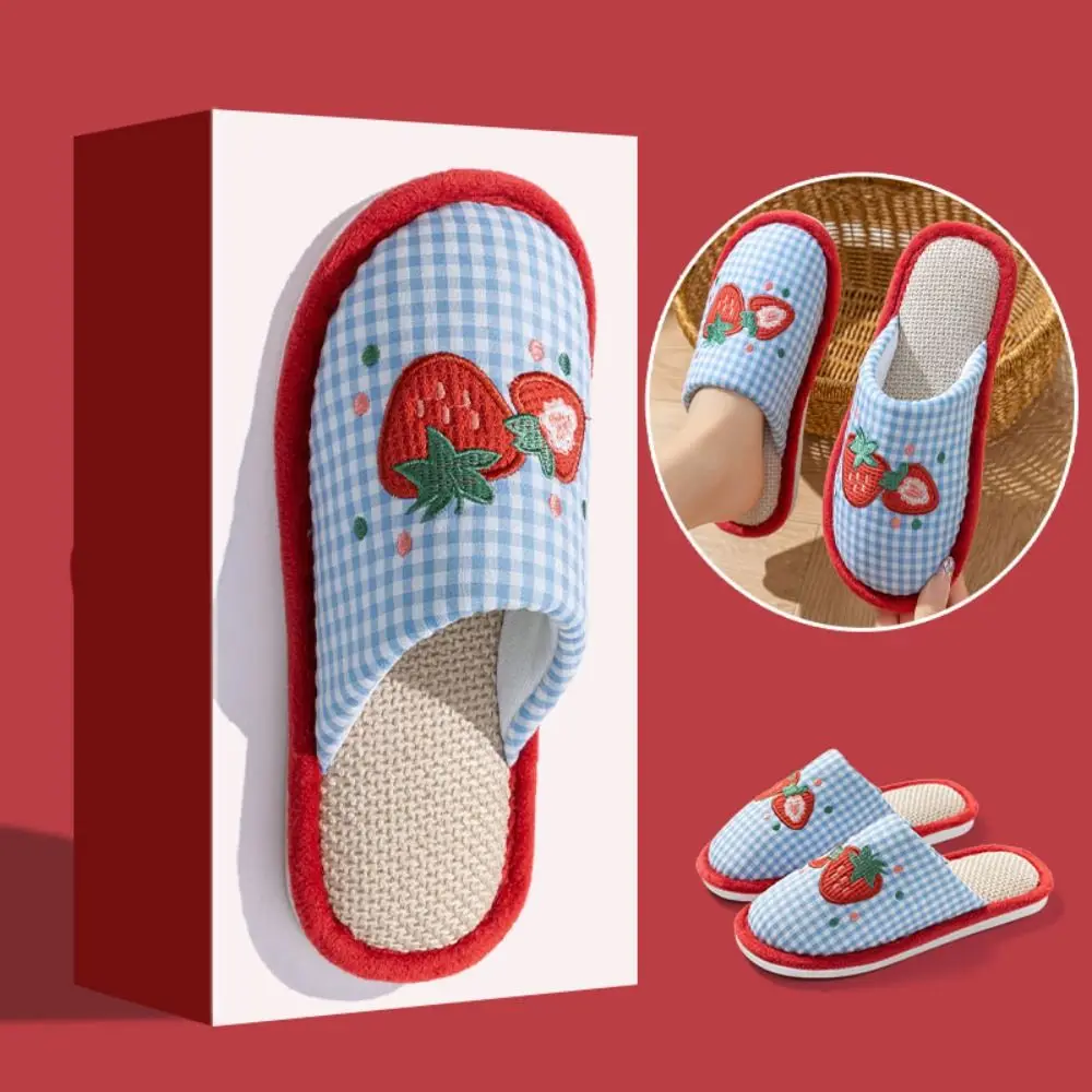 شباشب كتان منزلية ناعمة على شكل فراولة مضادة للانزلاق شباشب حلوة من الكتان للنساء نعل ناعم ملابس منزلية أحذية لجميع المواسم #3