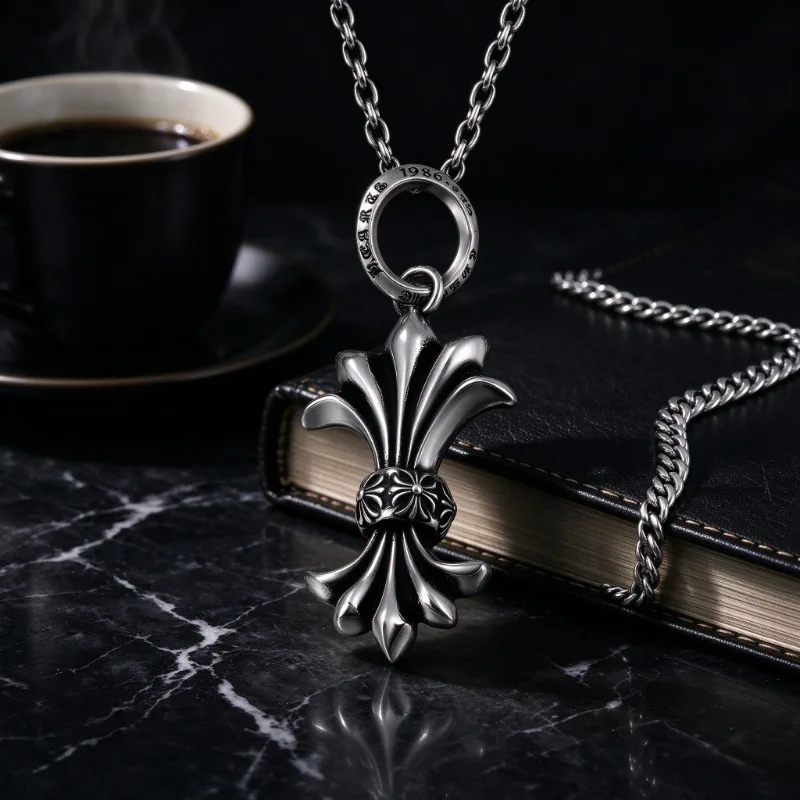 Retro Gothic Statement Cross Pendant, Intricate Carved Pattern Punk Metal Charm, Unisex Street Hip Hop Jewelry Accessory, Cool Decor for Party Daily Wear, Wonderful Gift for Punk Rock and Gothic Style Enthusiasts
