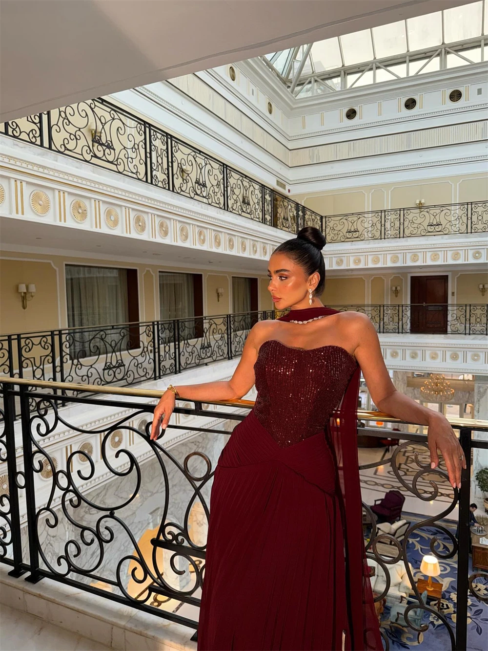 

Customized Boho Burgundy Chiffon Evening Dress Formal Sweetheart Sleeveless Celebrity Gowns Soft Straight Sweep Train Prom Dress