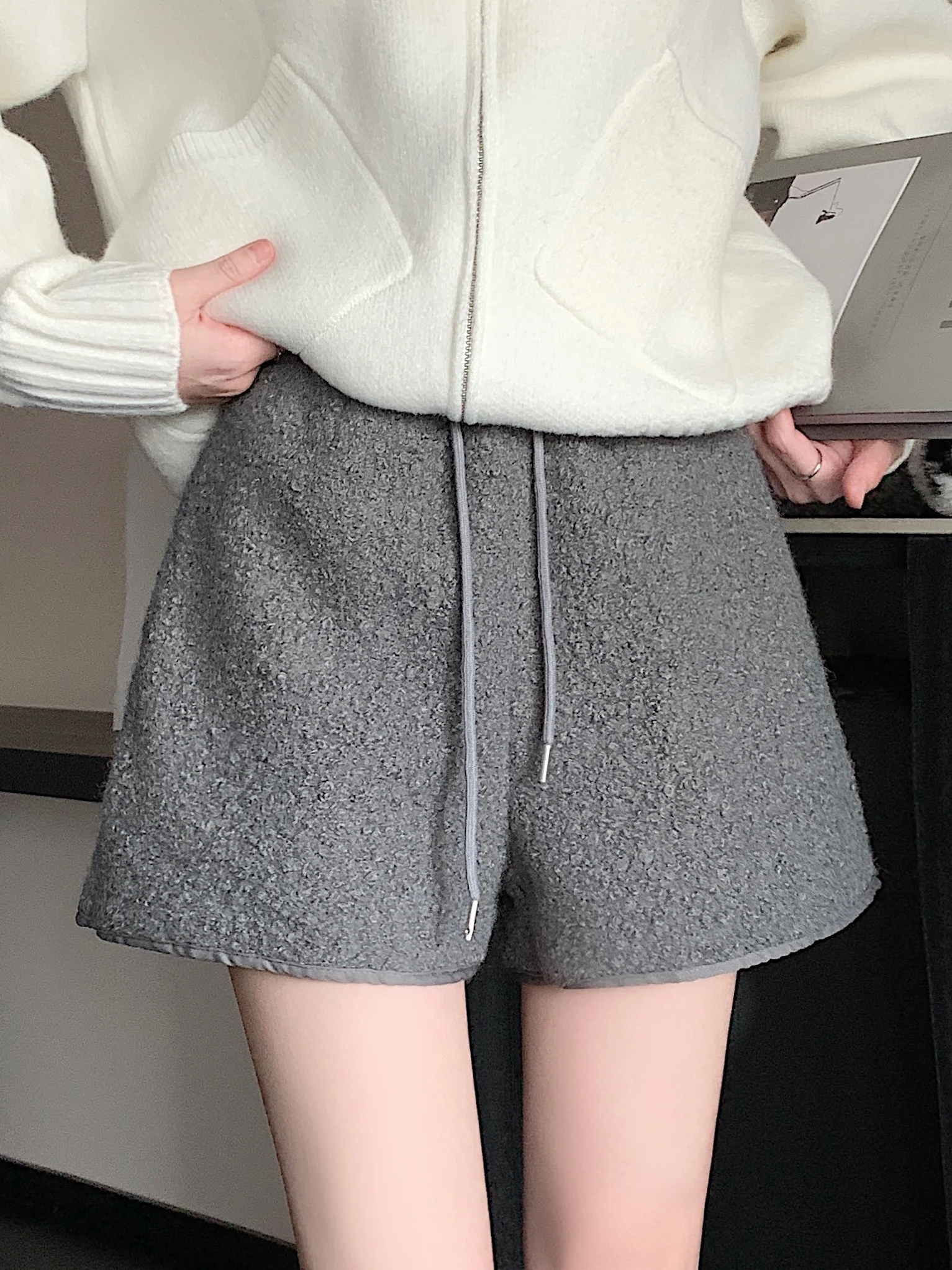 Korean Style High Waist Wide Leg Short Pants Women's Soft Fleece Autumn Winter Small Size Casual Woolen  Boots Pants