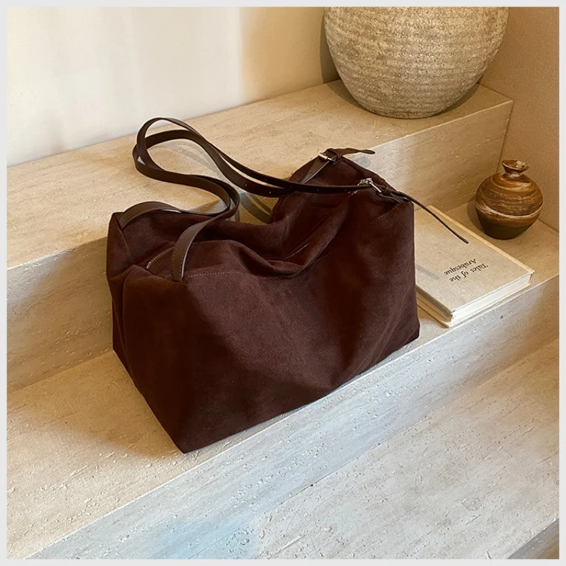 

Замшевая сумка через плечо большой емкости, винтажная простая текстурированная большая сумка для женщин, модная сумка для хранения в ленивом стиле