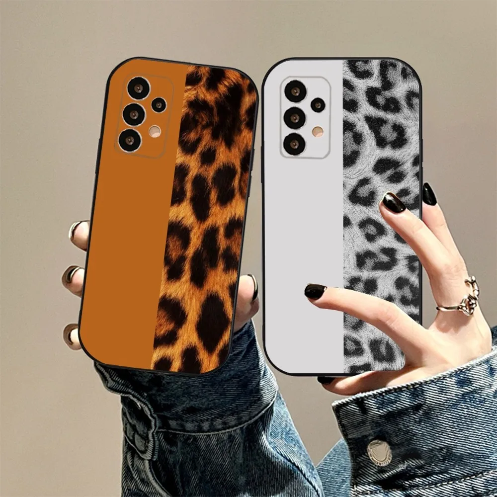 

Fashion Tiger Leopard Print Phone Case For Samsung S24,23,22,30,21,10,9,Ultra,Plus,Lite,FE,5G Black Soft Case