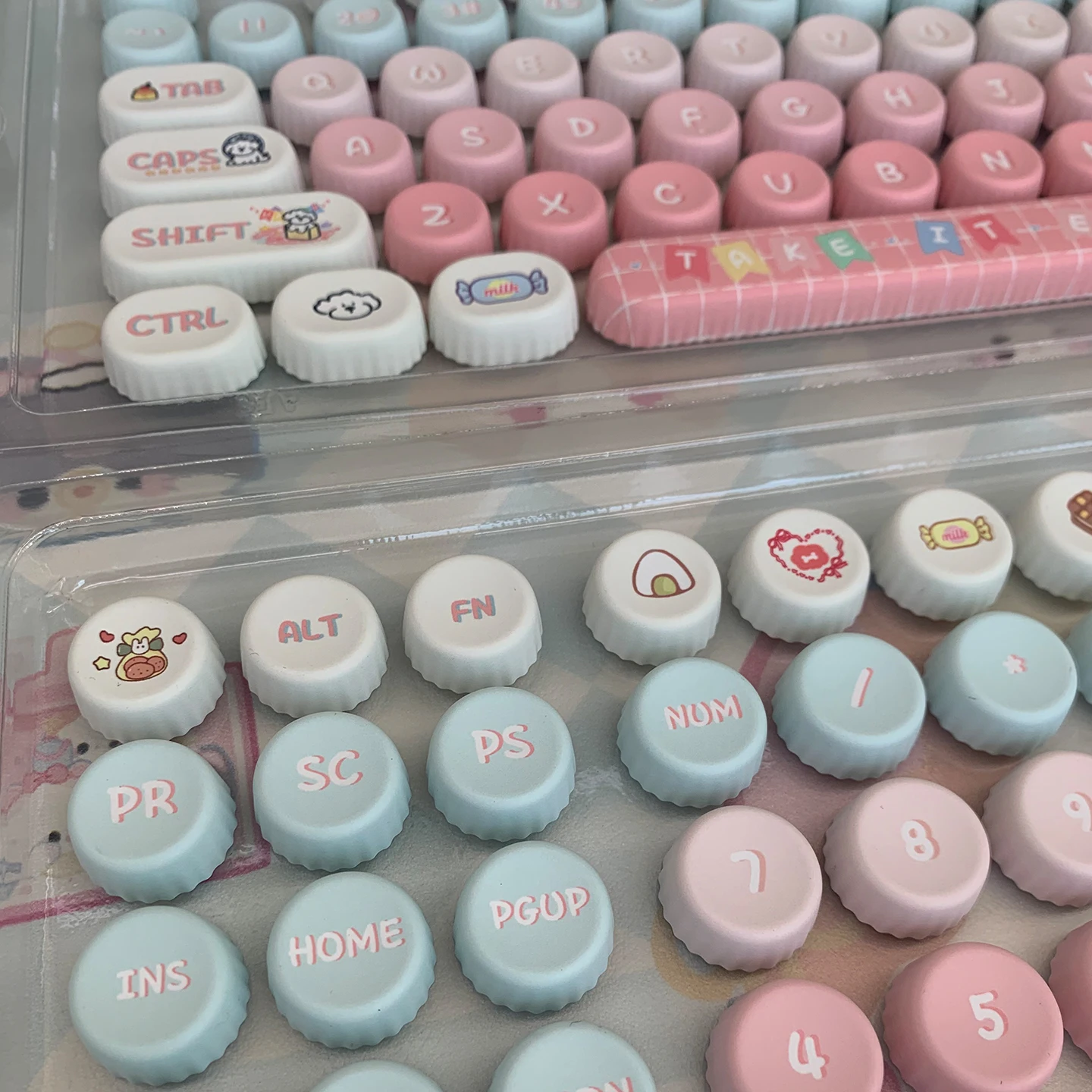 Milk Covered Keycaps Cute Creative Keycaps Gift Key Cap PBT MOG Profile Keycap Mechanical Keyboard Made68 Mad68 Wooting 60