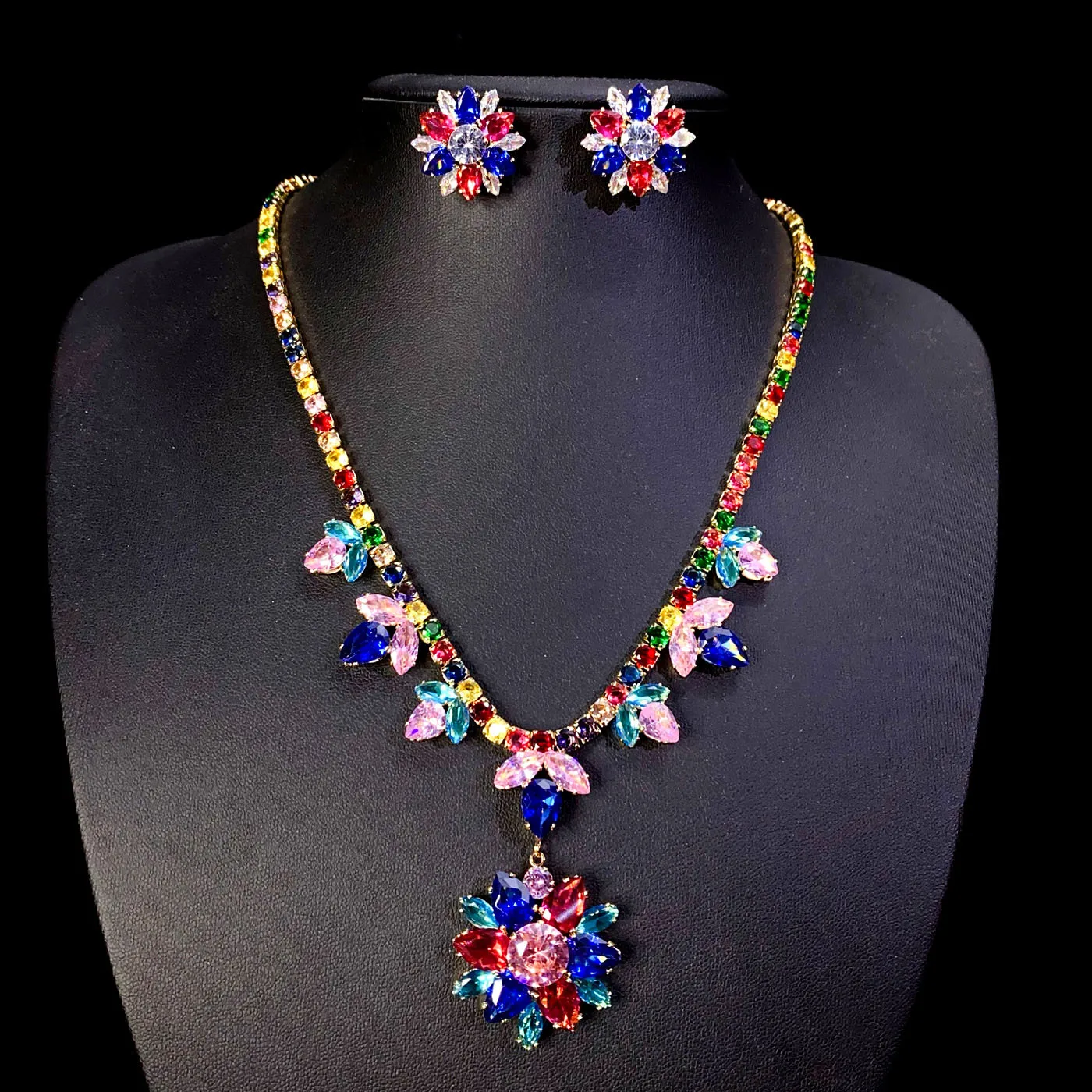 

Красочные хрустальные ожерелья и серьги, роскошные ювелирные изделия со стразами и цветами, элегантный эффектный комплект-колье для вечеринки, выпускного вечера, свадебный подарок