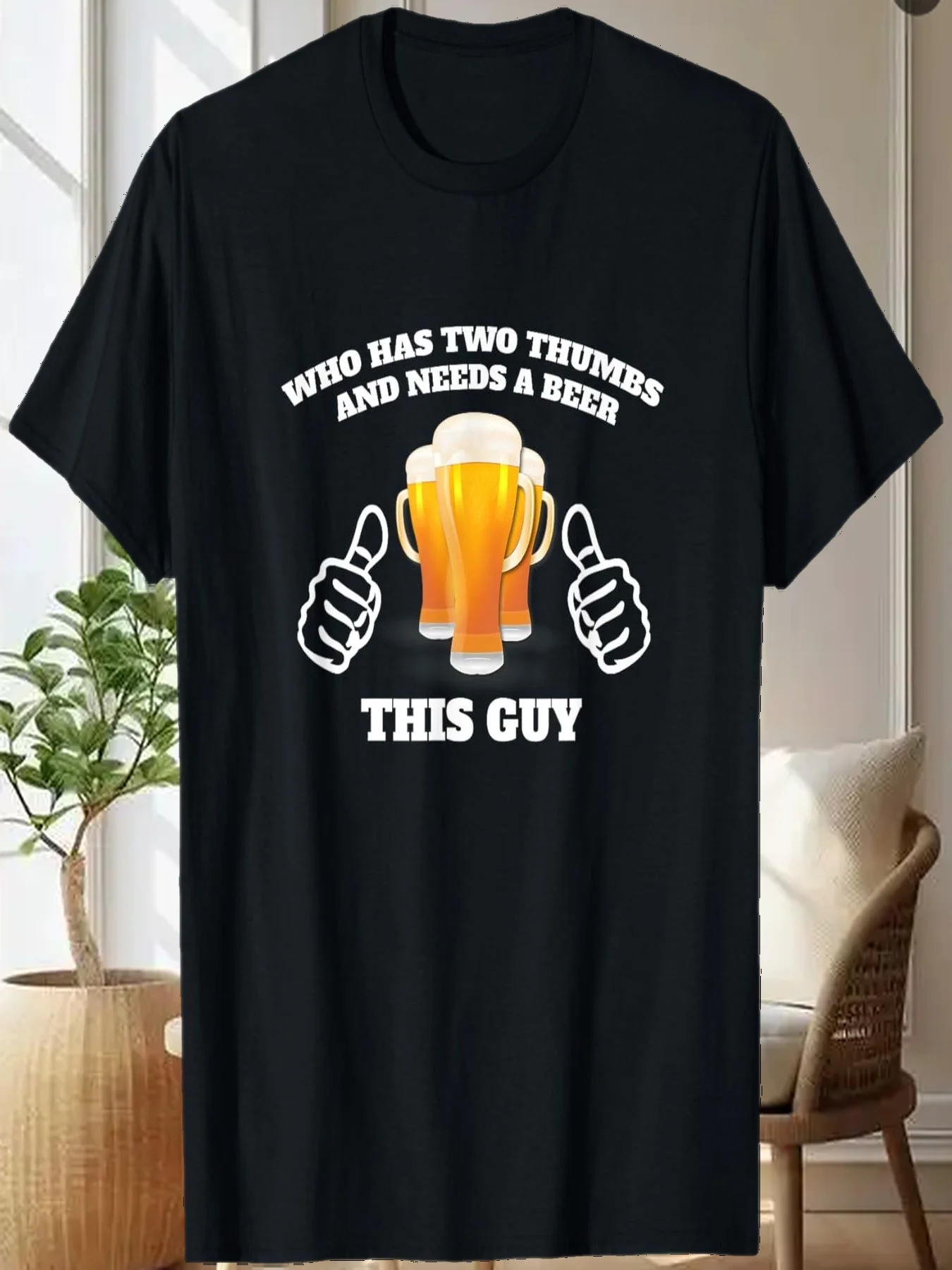 親指が2本でビールが必要な人はこの面白いTシャツを着ています