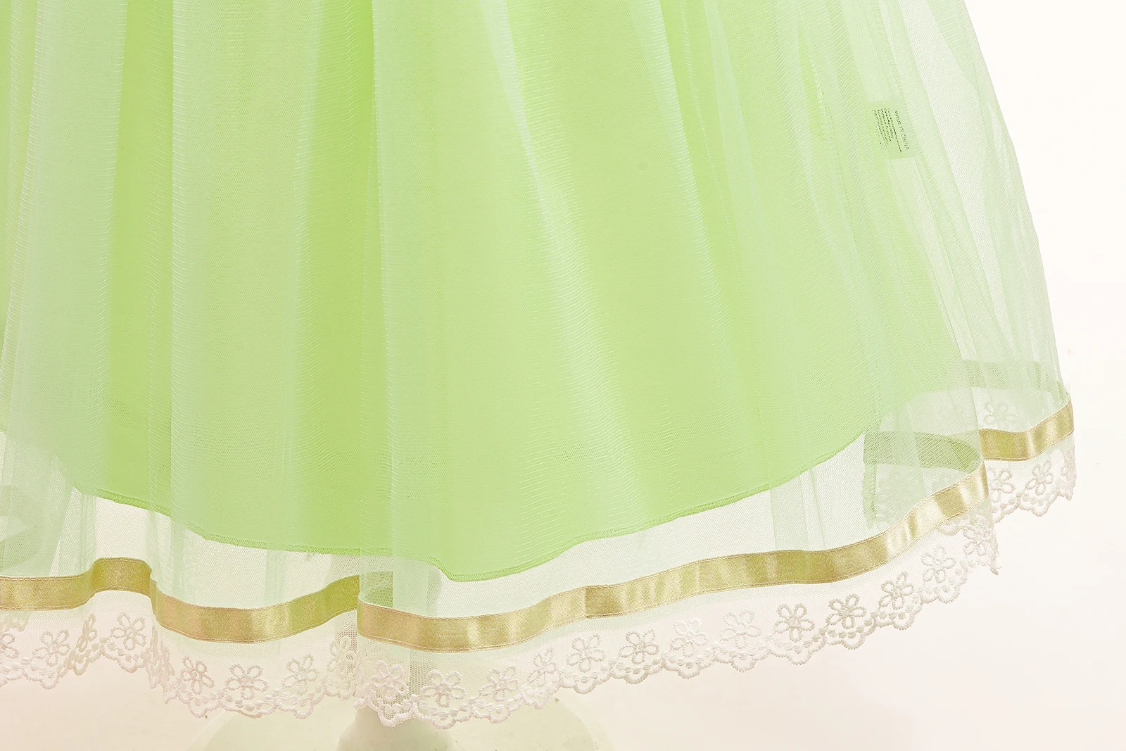 Prinzessin und Frosch Märchenkostüm Mädchen Sommerliches Frisches Grünes Kleid mit Pailletten Flügelärmeln Große Schleife Partykleid Tiana Cosplay Outfit – Detail 7