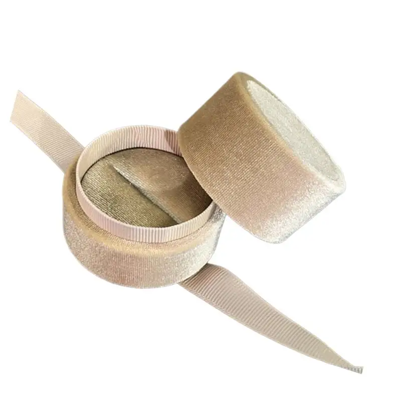 31BB Ring Presentation Case with Soft Insert for Display and Storage