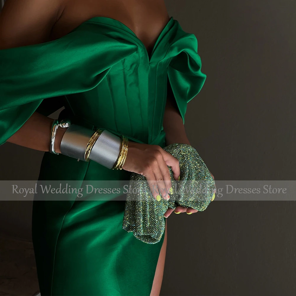 Emerald Green Cocktail Dress for Women Sexy Off the Shoulder Mini  Gowns Satin Crop-Top Backless 2 Pieces Party Dresses