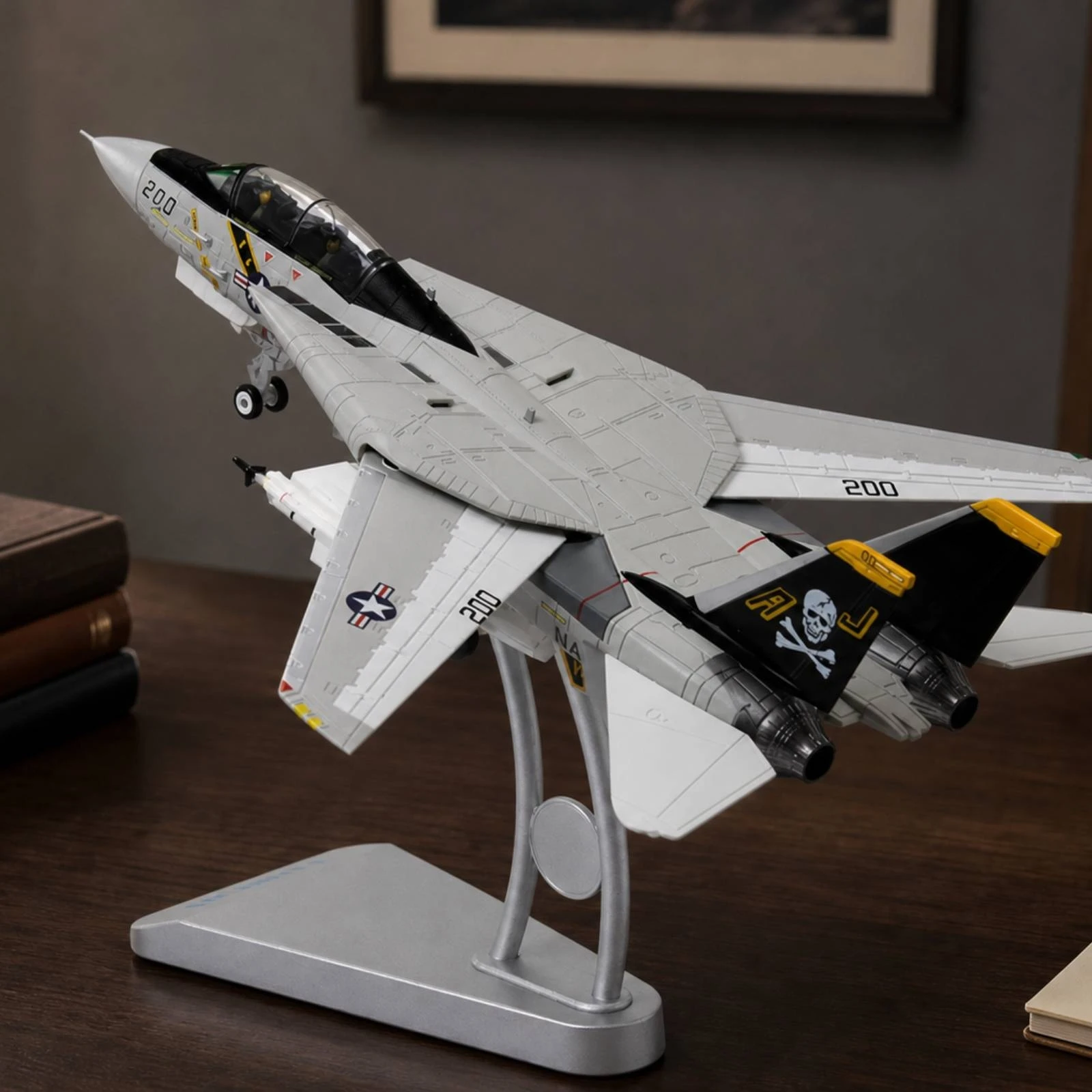 F-14A Tomcat Model 1:72 Scale F-14 Tomcat Model Fighter Jet Reproduction Die-Cast Aircraft Collection Piece Collectible
