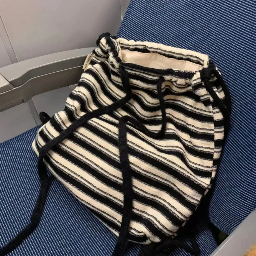 Casual Leisure Striped Backpack Simple Color Contrast Drawstring Backpack Large Capacity White& Black Shoulder Bag Girls