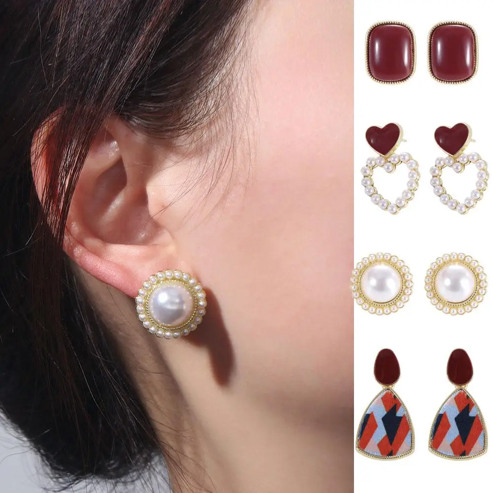 Wine Red Light Luxury Pearl Ear Studs Elegant Retro Geometric Earring Versatile Hong Kong style Baroque Stud Earrings Girl