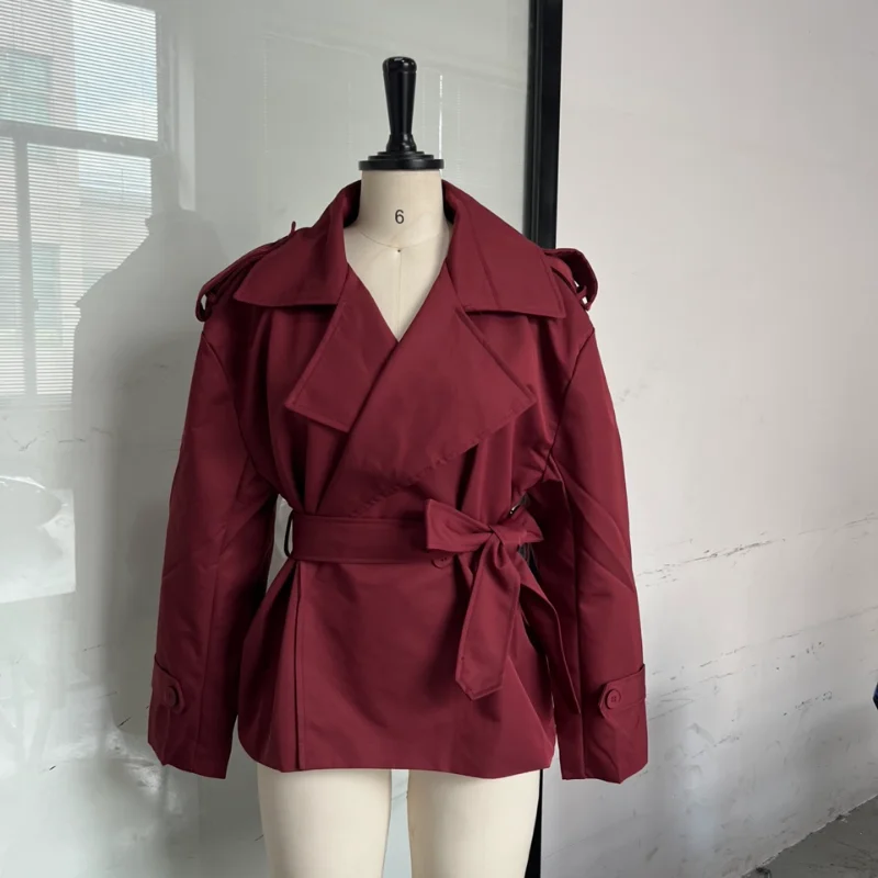 Französischer Minimalistischer Cropped Trenchcoat Büro-Gürteljacken Damen Oberbekleidung Lässig Schick Frühling Stilvolle Tägliche Mode-Outfits – Detail 3