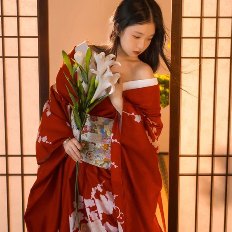 Kimono tradicional japonés con estampado de flores de Color rojo Obi para mujer, vestido de actuación de escenario de Cosplay Yukata de manga larga,