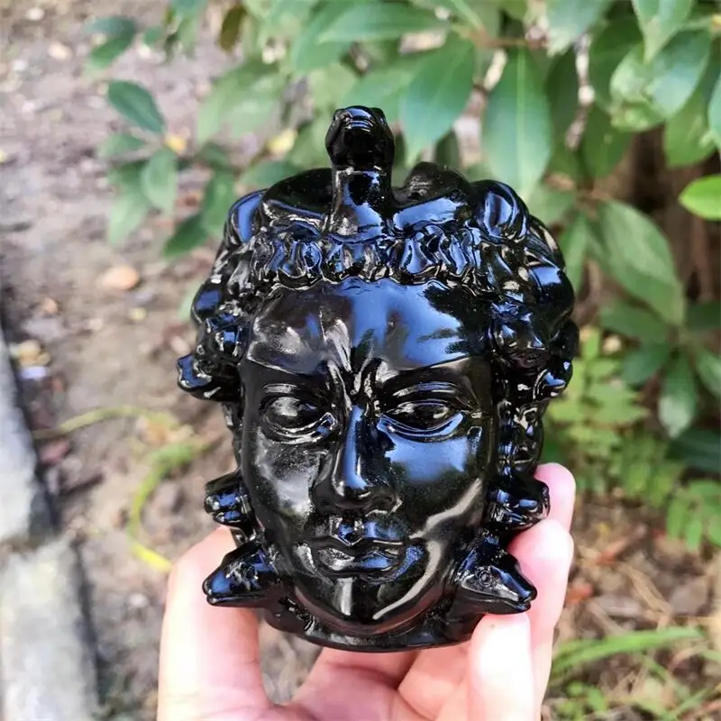 

Natural Gems Black Obsidian Crystal Medusa Skull Carved Reiki Healing Stone Figurine Crafts Home Decoration Halloween Gift 1pcs