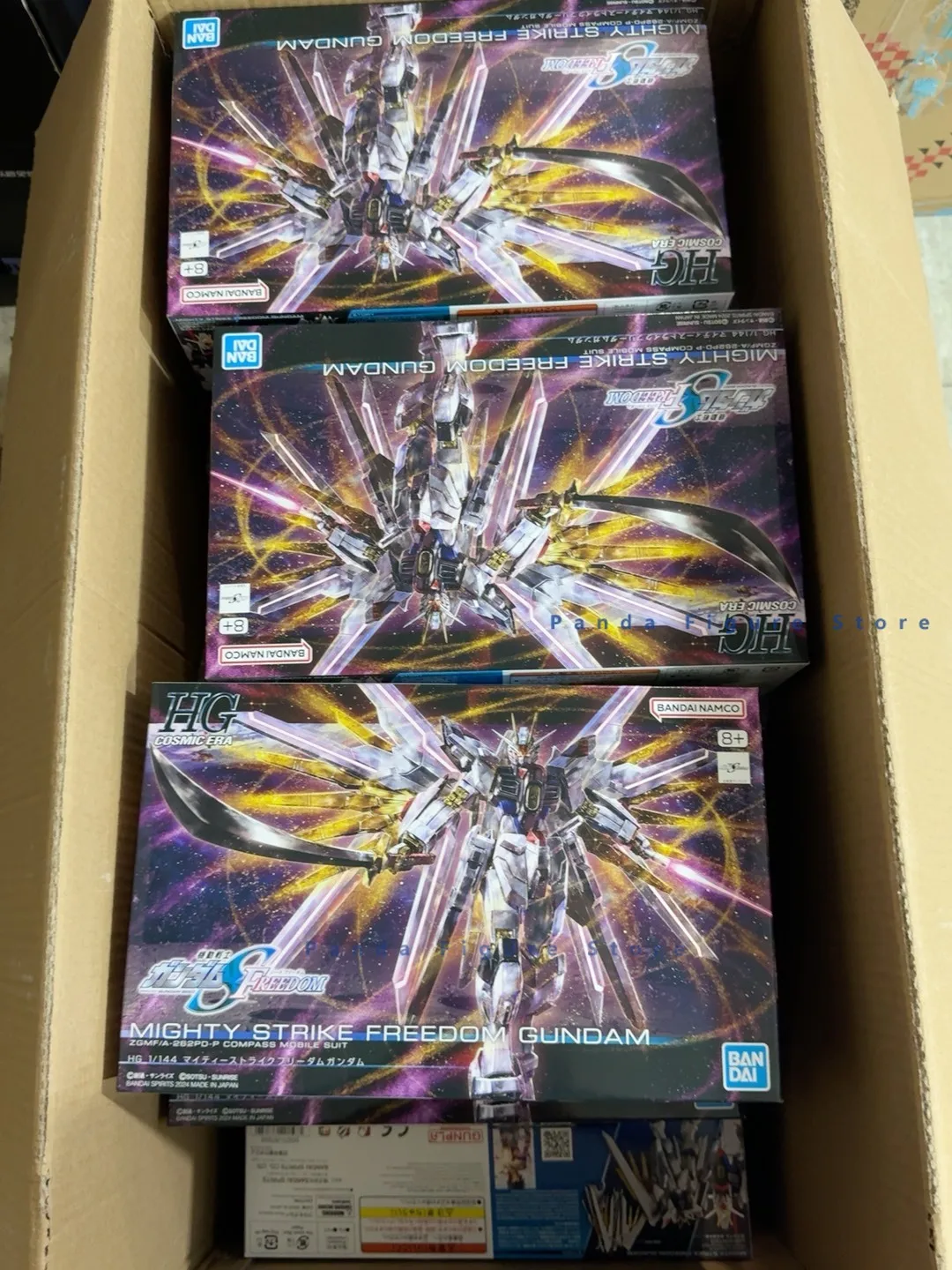 

Bandai HG 1/144 Mighty Strike Freedom Gunpla SEED Theater Ver Фигурка Gunpla Игрушка Меха Модель Аниме Подарочная сборка