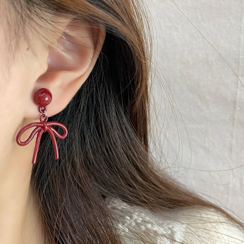 Retro Red Bowknot Stud Earrings Image 4