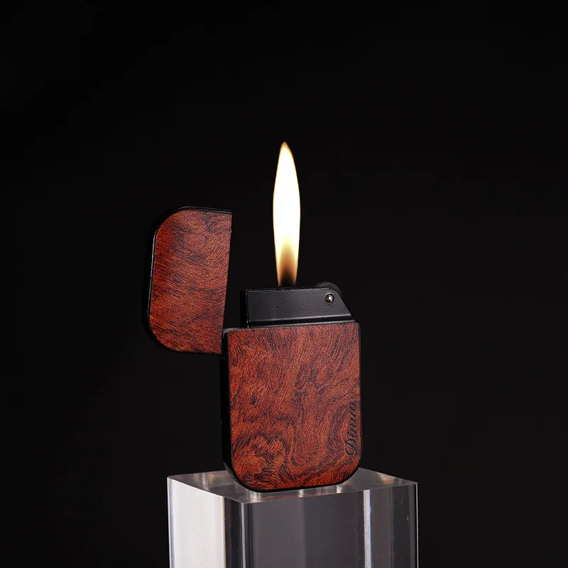 

New Metal Trend Grinding Wheel Inflatable Lighter High-value Open Flame Cigarette Lighter Portable Smoking Accessories for Men