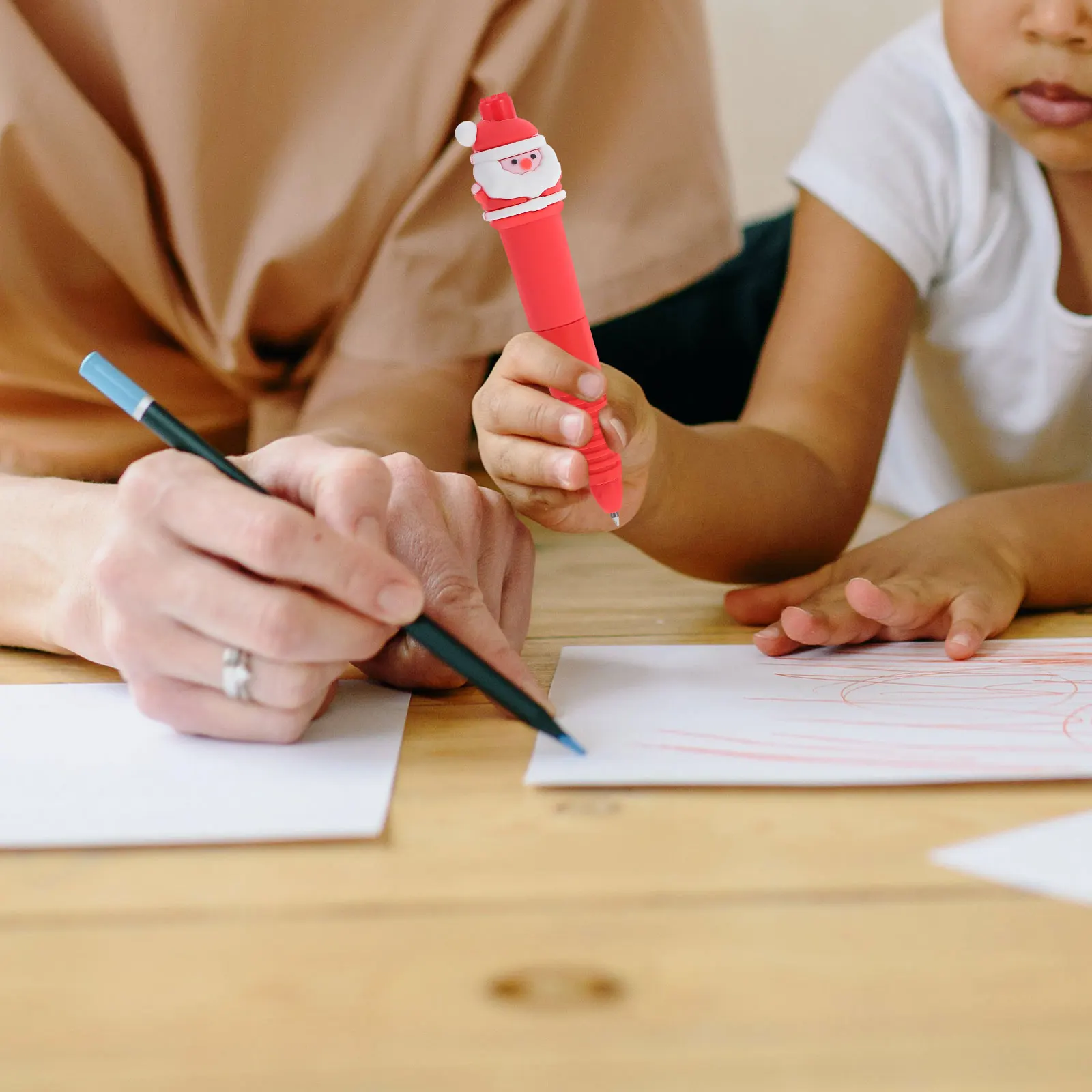 

6Pcs Santa Writing Pens Holiday Black Ink Retractable Cute Design School Office Supplies Students Xmas Pens for