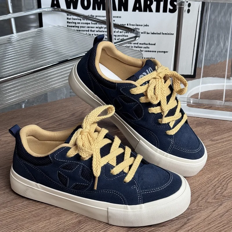 

2025 Viral Men’s Fashion Shoes– Trendy Sneakers, Hong Kong Style， Chunky Sole, Height Boost, Breathable & Comfy, Casual Streetwe
