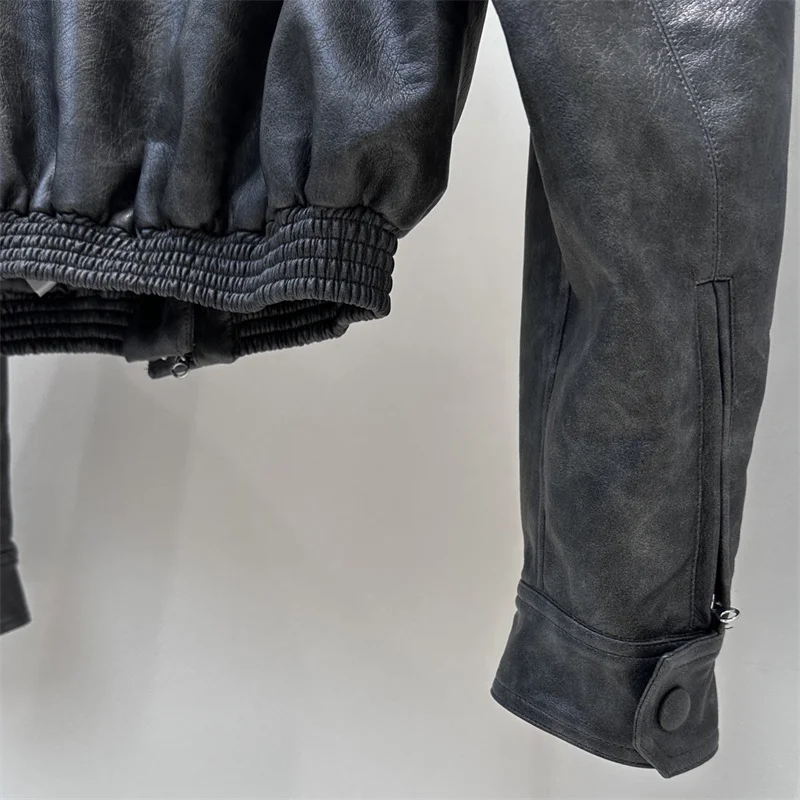 سترة جلدية نسائية معطف نسائي جديد غير متماثل بسحاب لشتاء 2025 سترة دراجة نارية من الجلد الاصطناعي مقاومة للرياح y2k