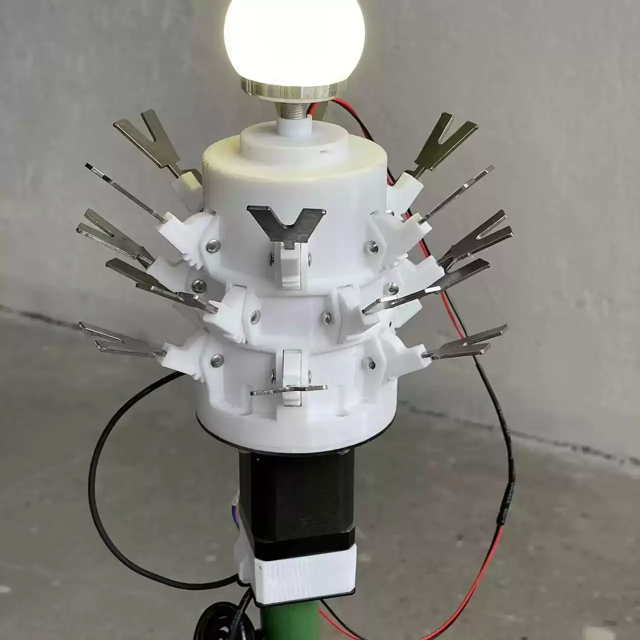 Self-made mechanical opening and closing flower machine wedding beauty Chen device electric opening and closing device