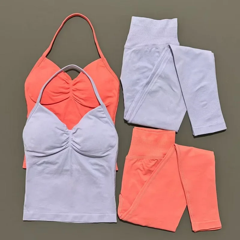 Ensemble de yoga sans couture pour femme : haut dos nu et leggings taille haute froncés aux fesses, 