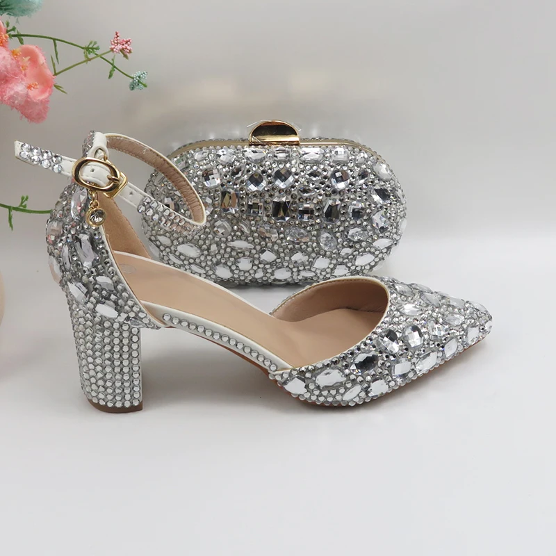 BaoYaFang scarpe da sposa da donna in cristallo argento scarpe da sposa con tacco alto spesso scarpe moda donna scarpe basse con fibbia alla caviglia