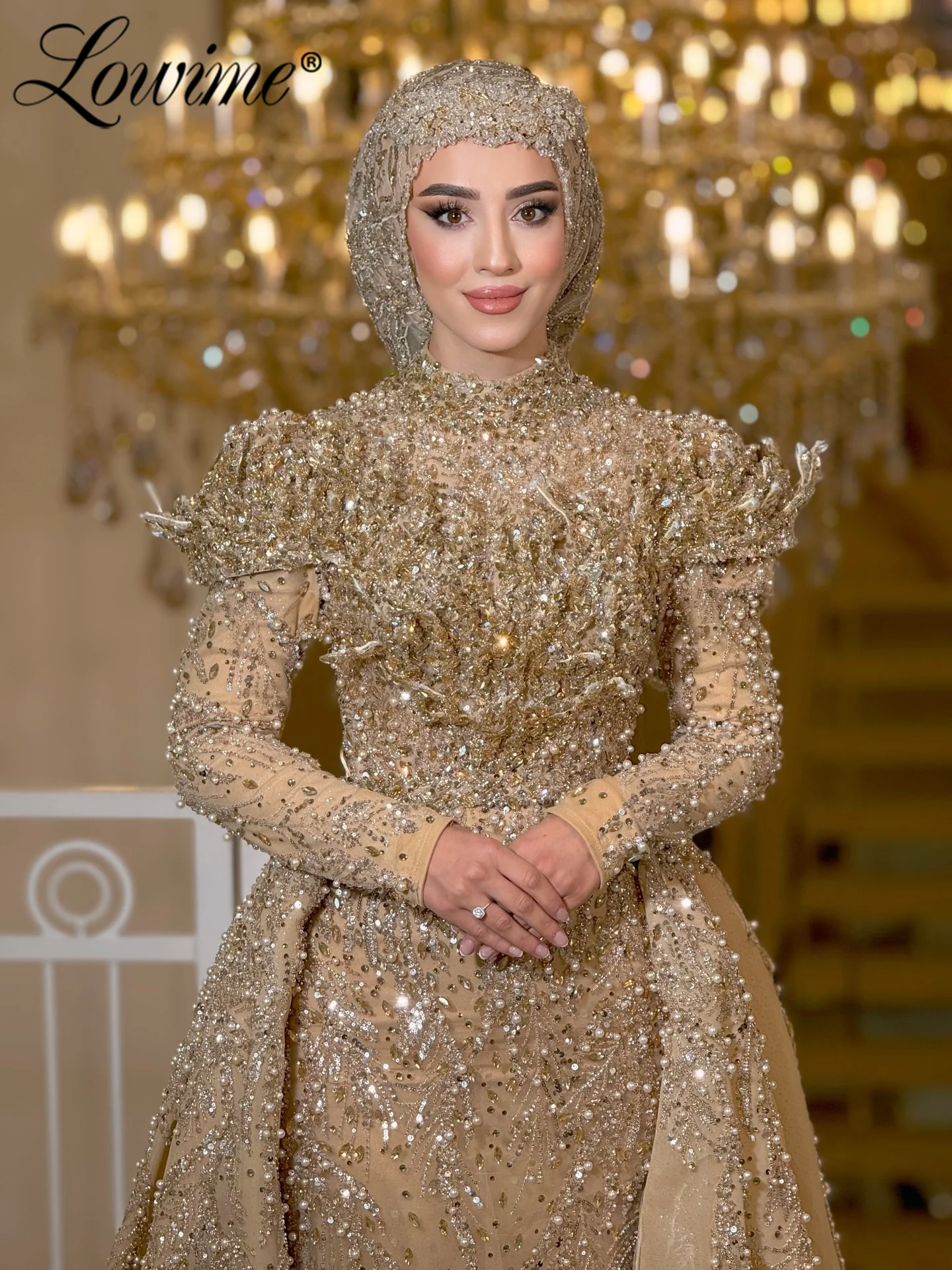 

2026 Golden Evening Dresses Long Sleeves Muslim Arabic Wedding Dress Party Gowns Customized Heavy Beaded Crystals Prom Dresses