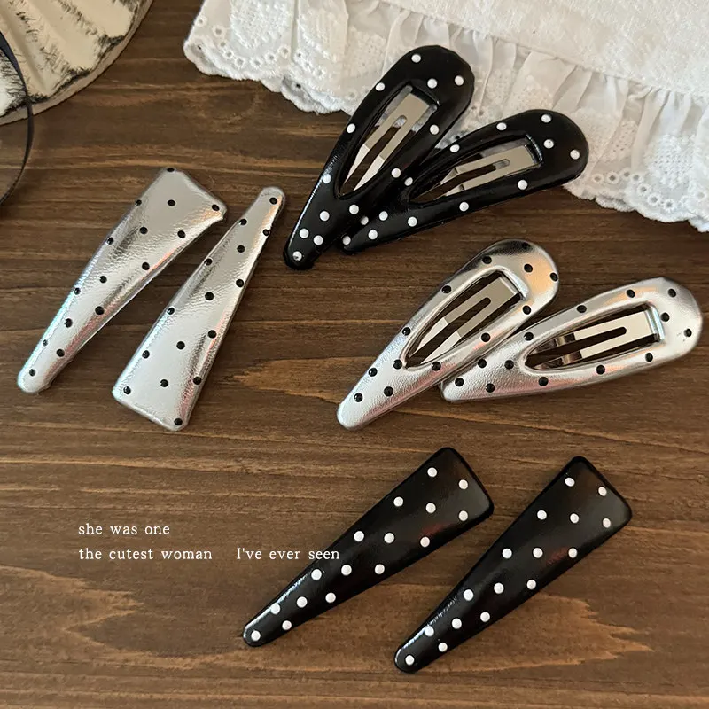 

French retro polka dot BB hair clip for women, trendy and versatile, perfect for bangs and front bangs.