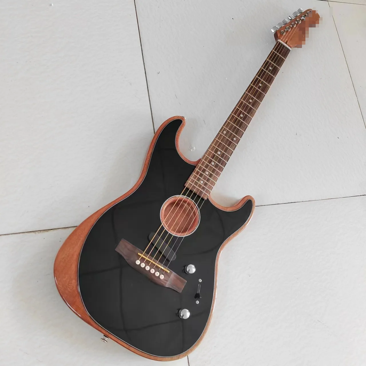 High-end semi-hollow electric guitar, very stylish and personalized, great for professional performances