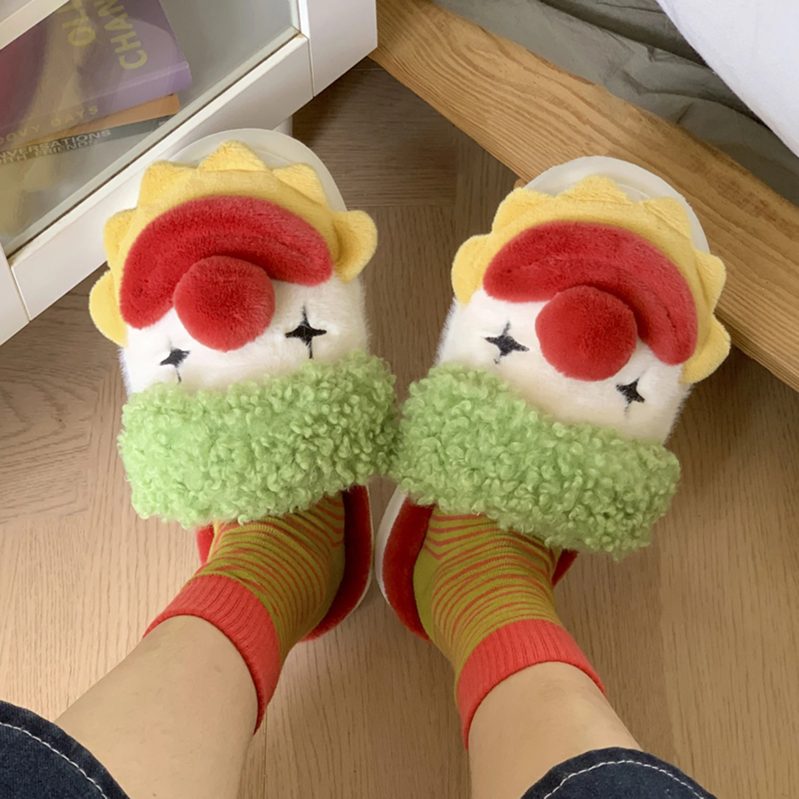 Clown/Santa Claus Flat Thermal Slippers Anti Slip Comfortable Furry Slippers Thicken Fluffy Home Slippers for Men Women - Image 5