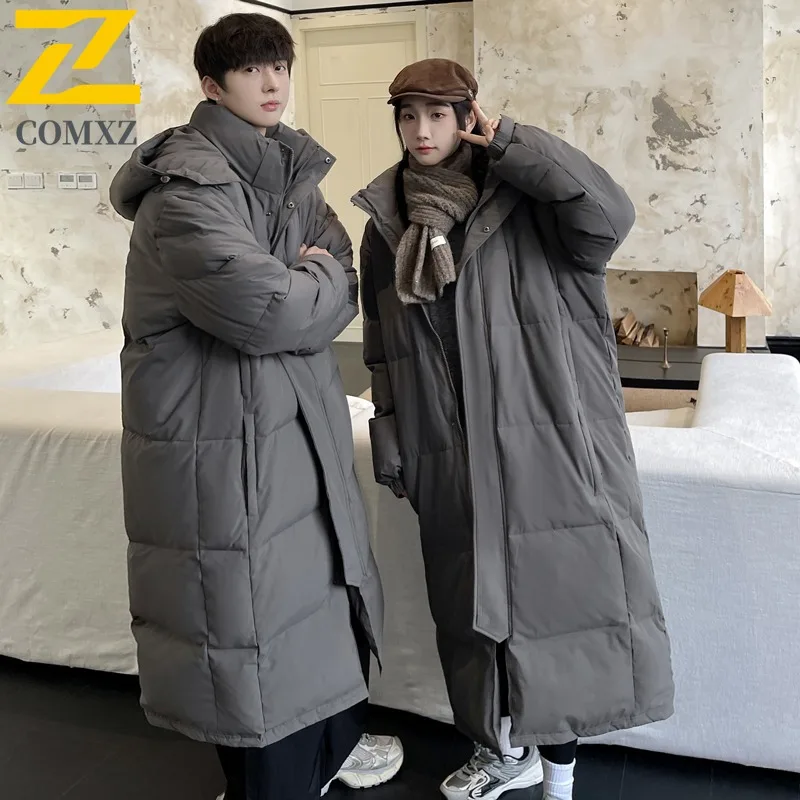 

COMXZ Men's Winter Jacket New Hong Kong Trendy Brand Loose Long Thick Warm Skiing Puffer Jacket Snowy Cold-Resistant Down Jacket