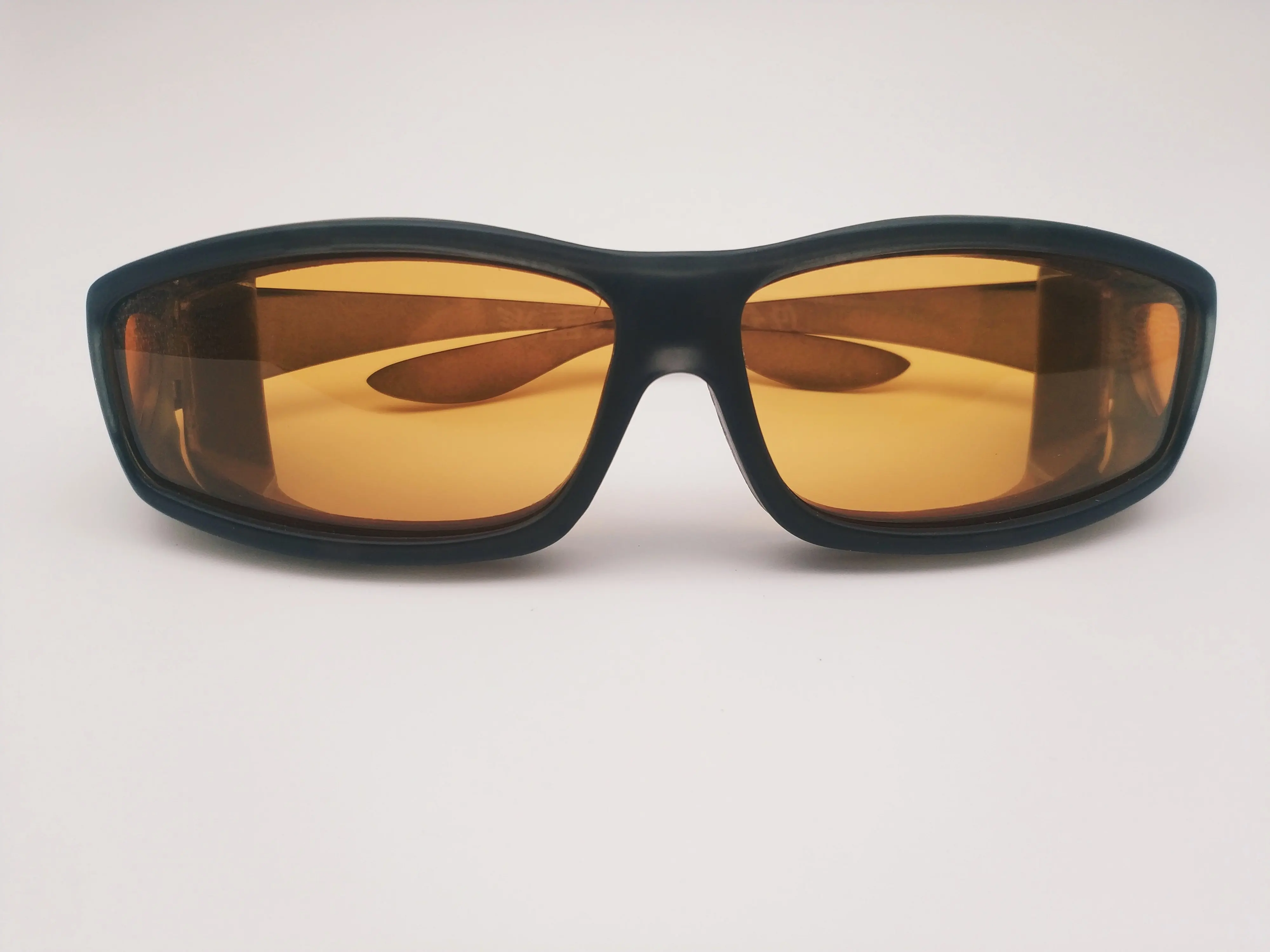 

Ophthalmology white inner Z postoperative dry eye photophobia windproof lampblack anti-blue uv moisturizing glasses